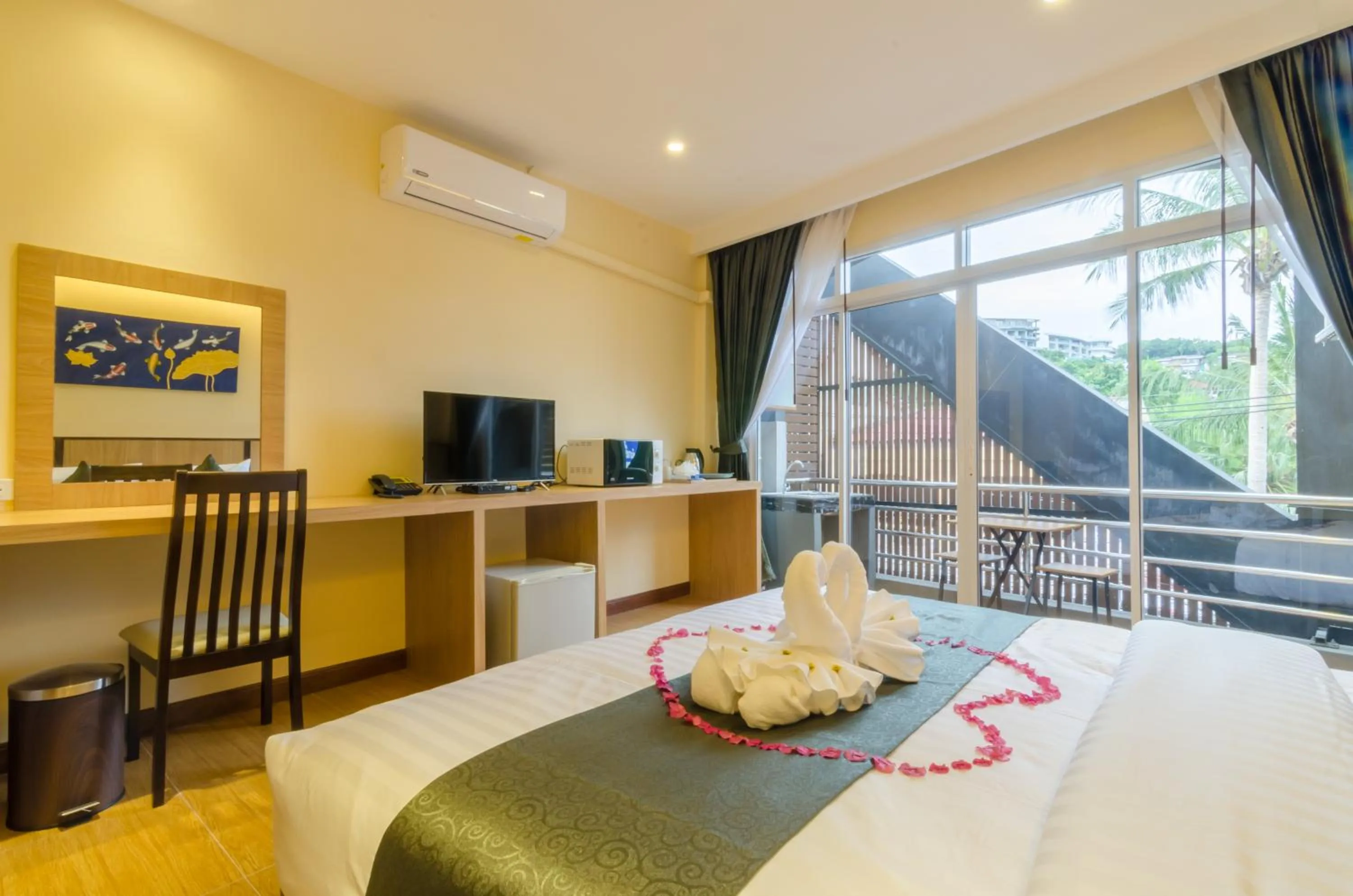 Photo of the whole room, Bed in My place Chaweng beach