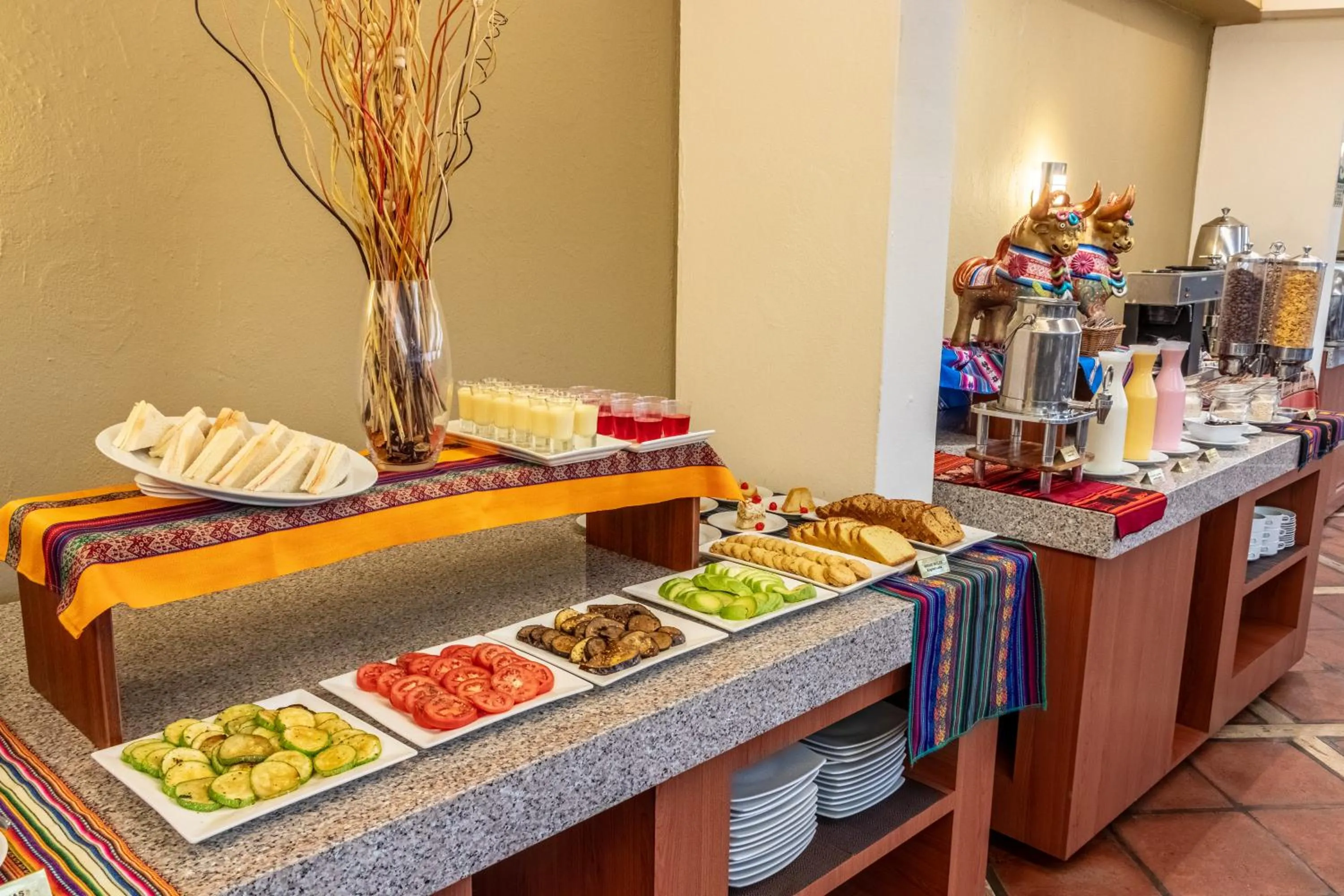 Restaurant/places to eat in Sonesta Posadas del Inca Puno