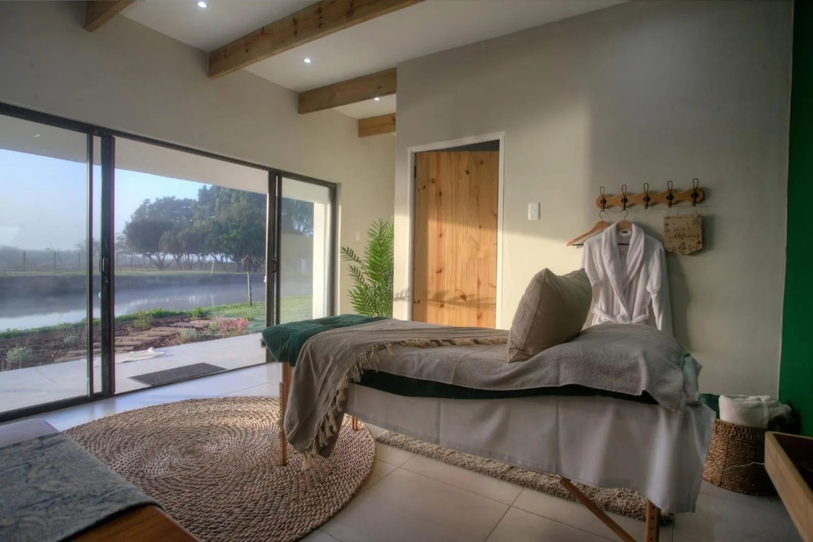 Spa and wellness centre/facilities, Bed in De Old Drift Guest Farm
