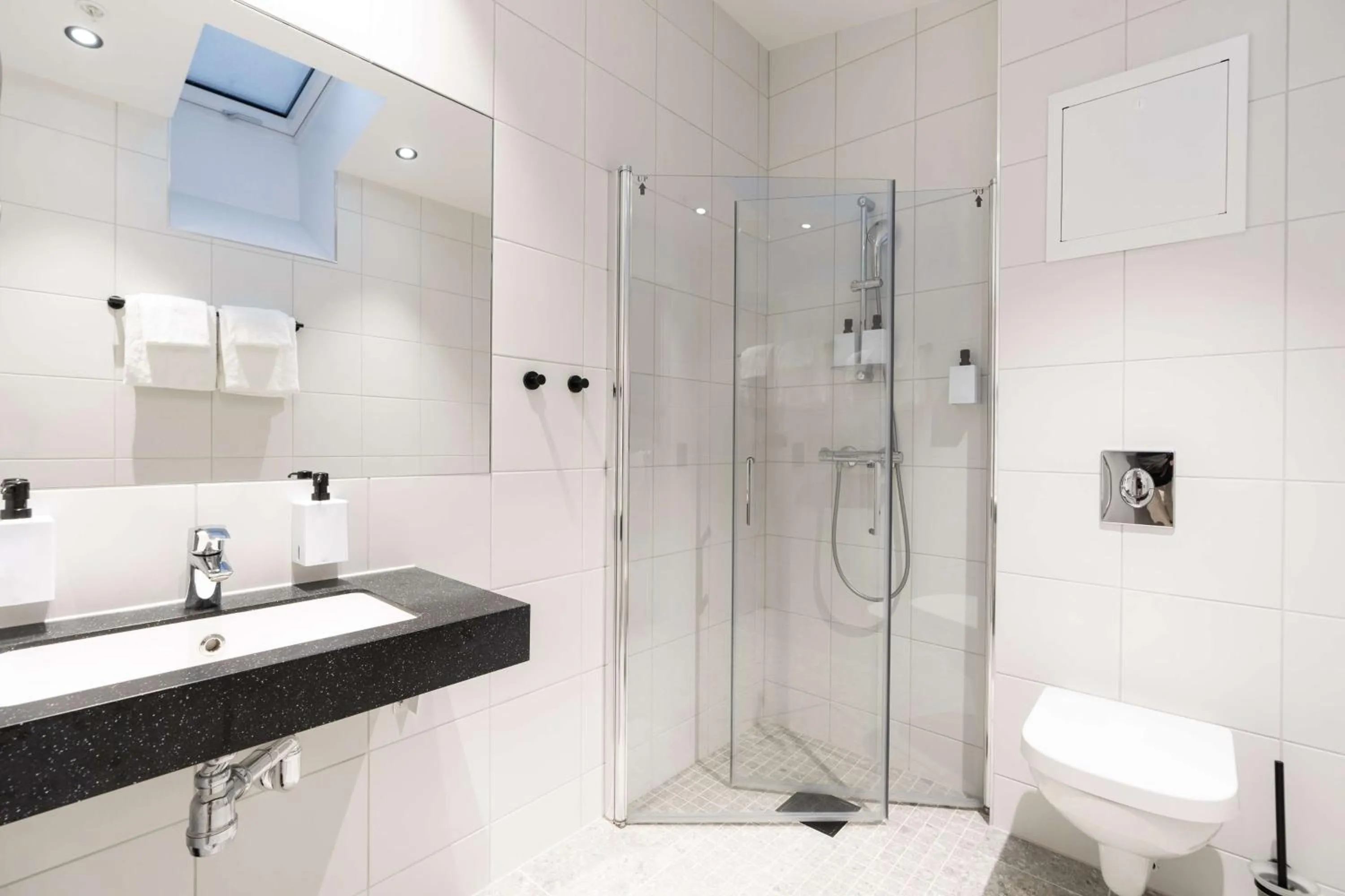 Photo of the whole room in Scandic Torget Bergen