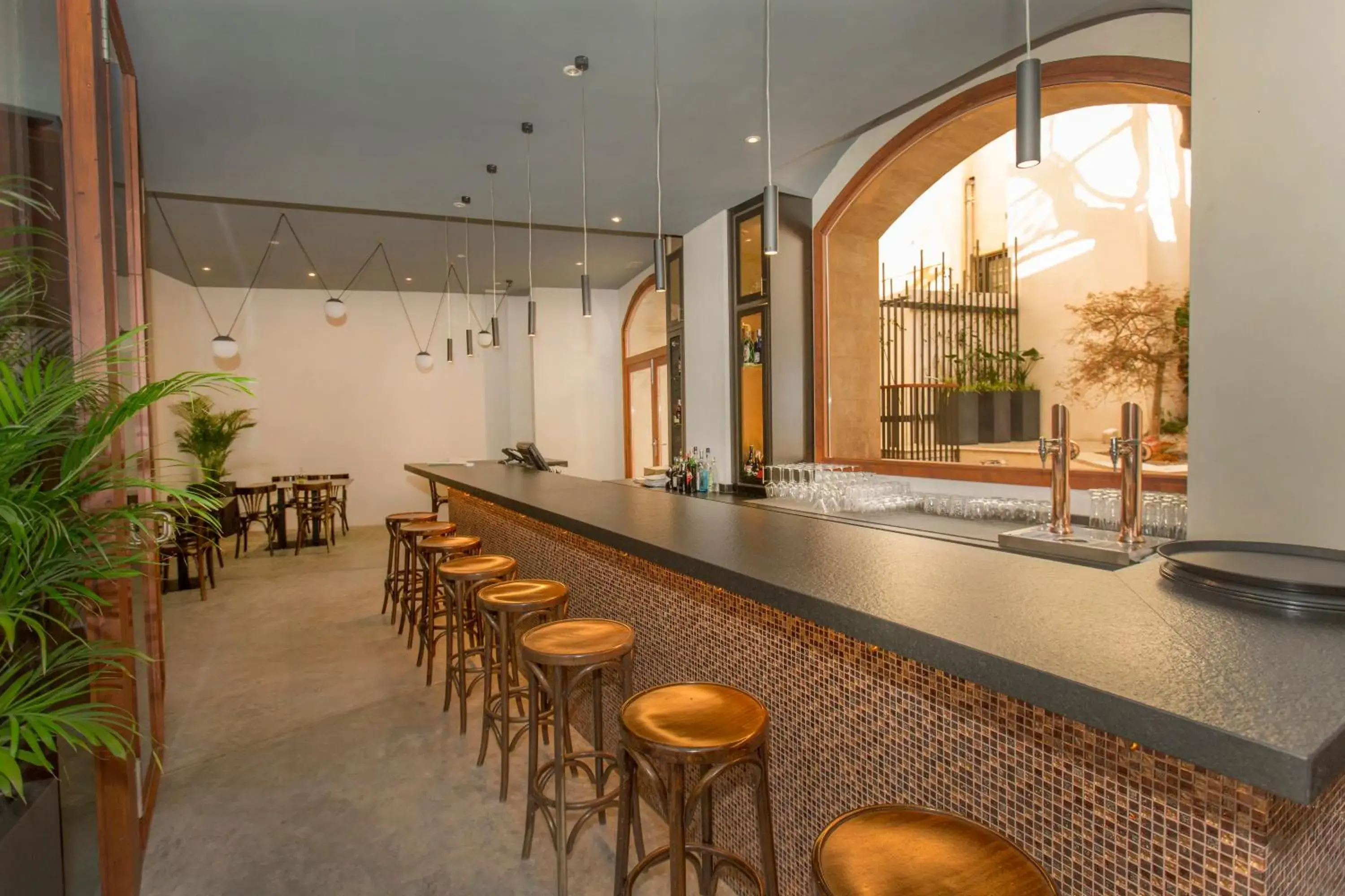 Lounge or bar in ICON Rosetó Lounge or bar in ICON Rosetó