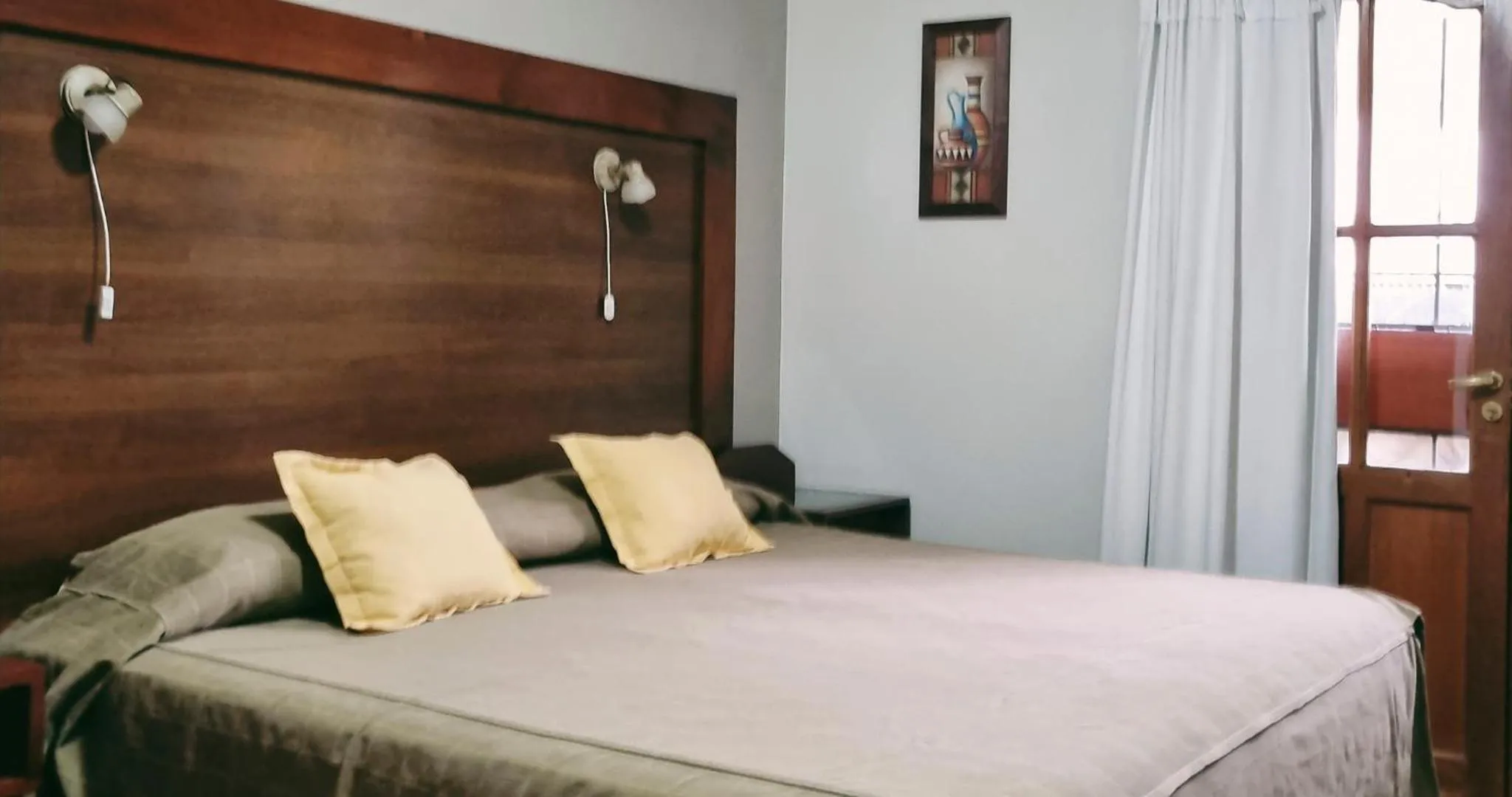 Bed in Hotel Los Sauces