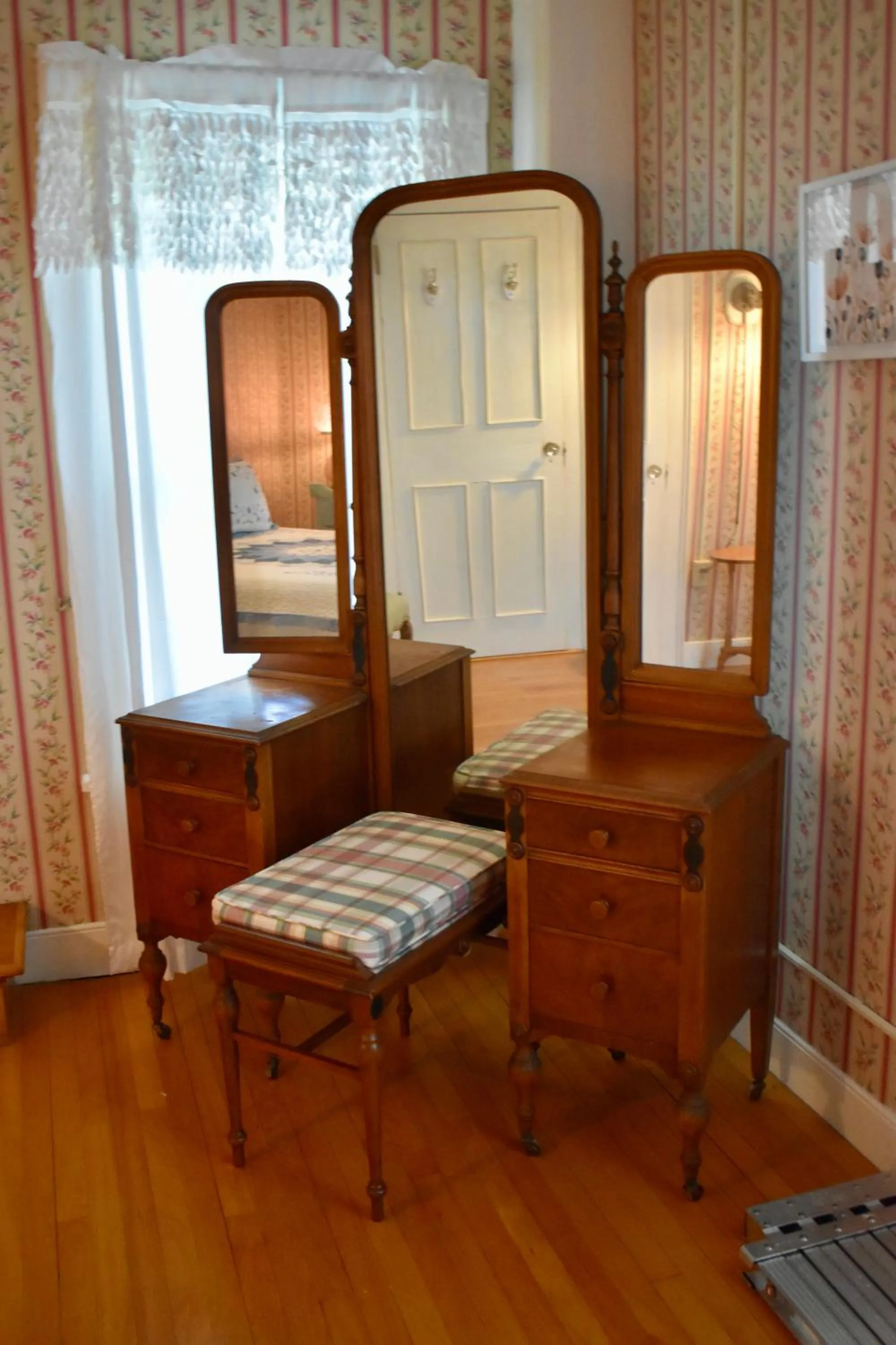 Harbour House Inn B&B