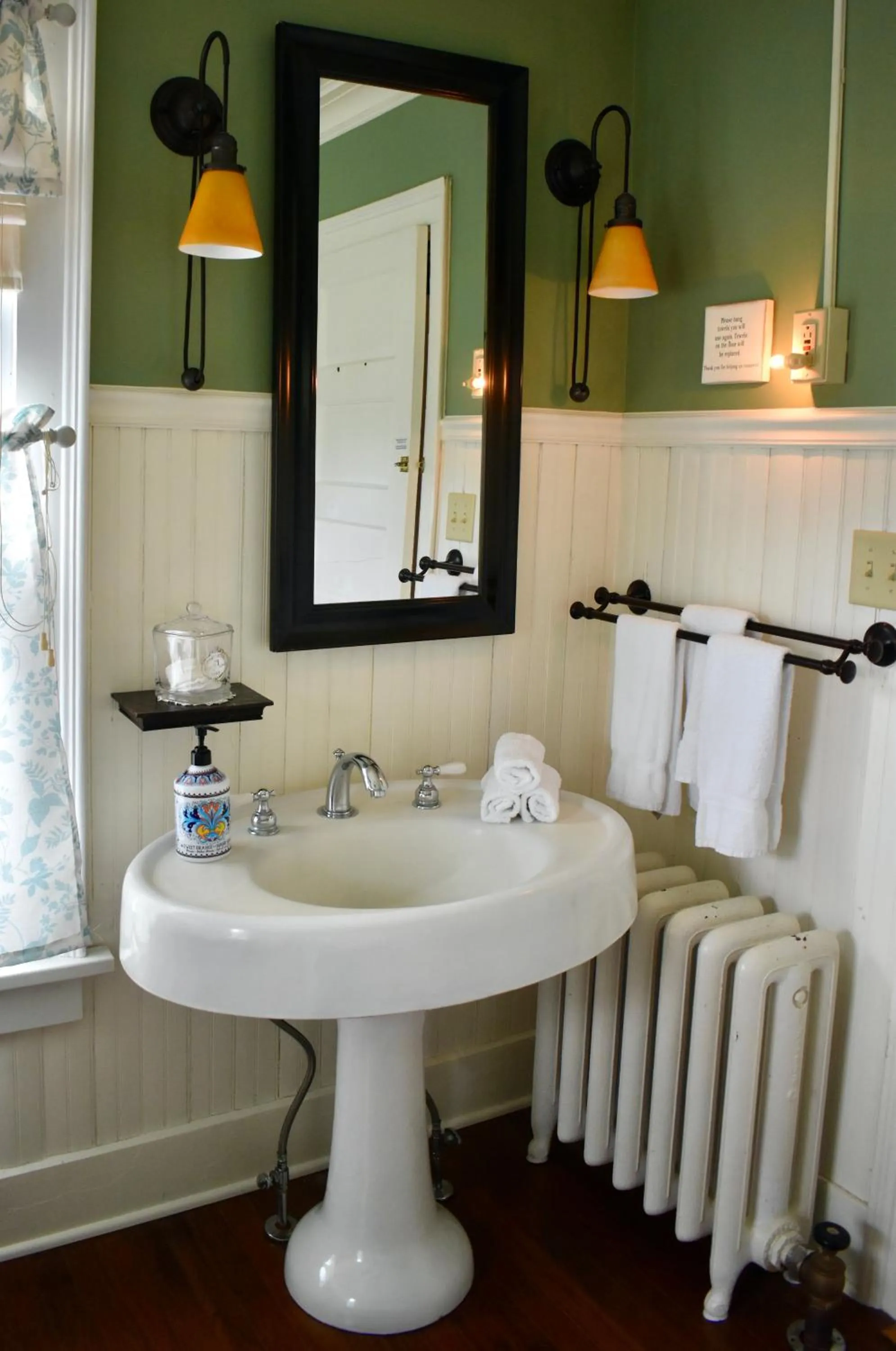 Harbour House Inn B&B