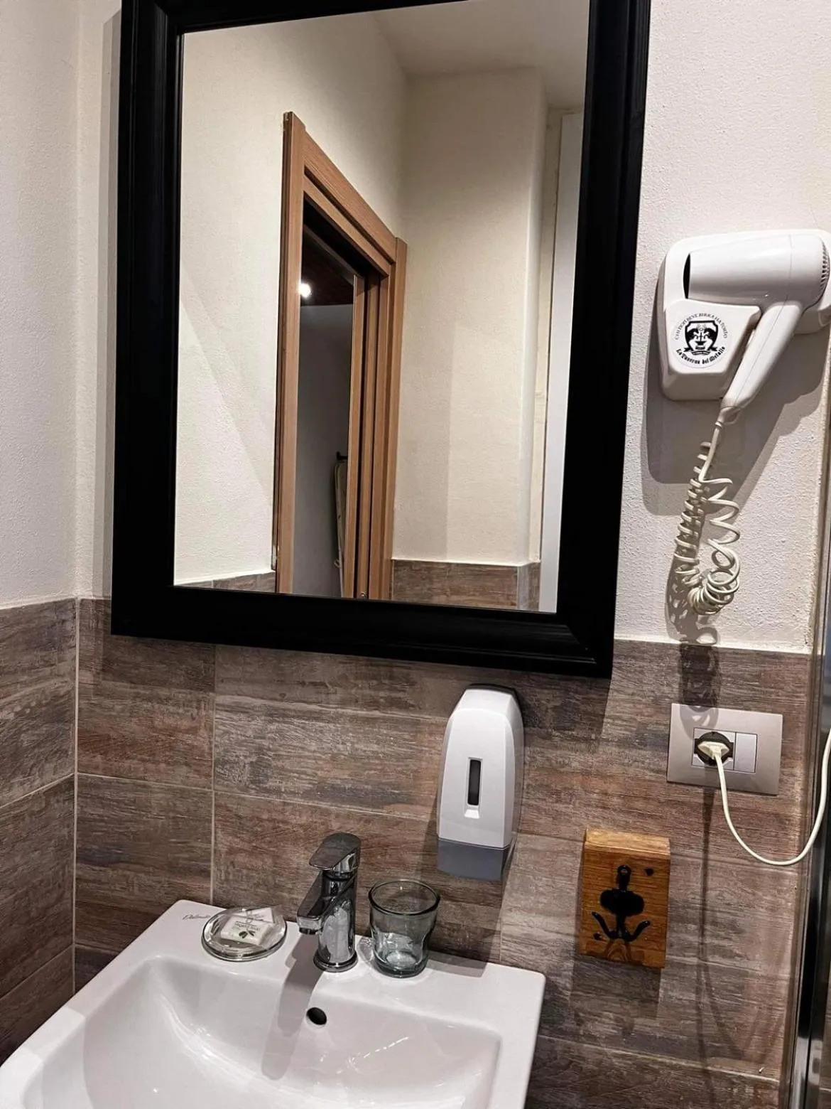 heating in La Taverna del Metallo Rooms