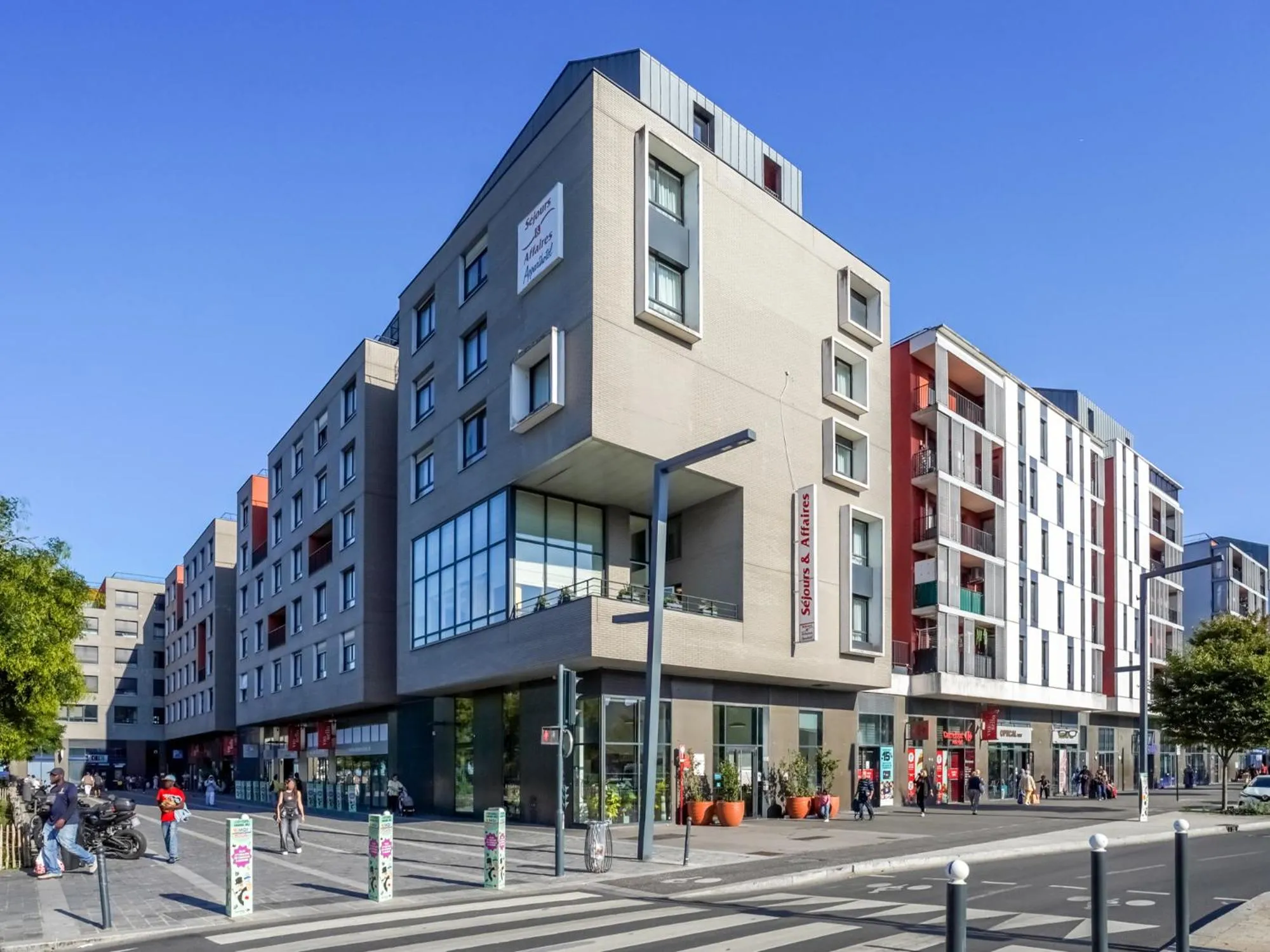 Facade/entrance in Séjours & Affaires Paris-Vitry