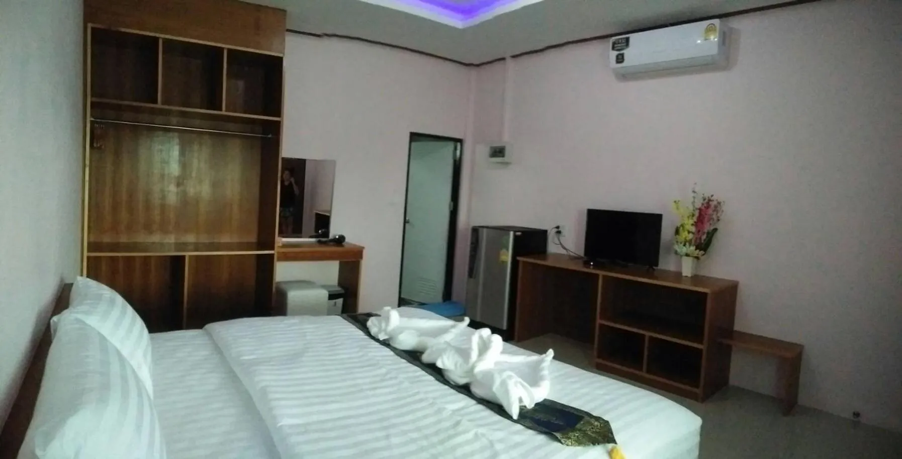 Bed in Mailuay Resort