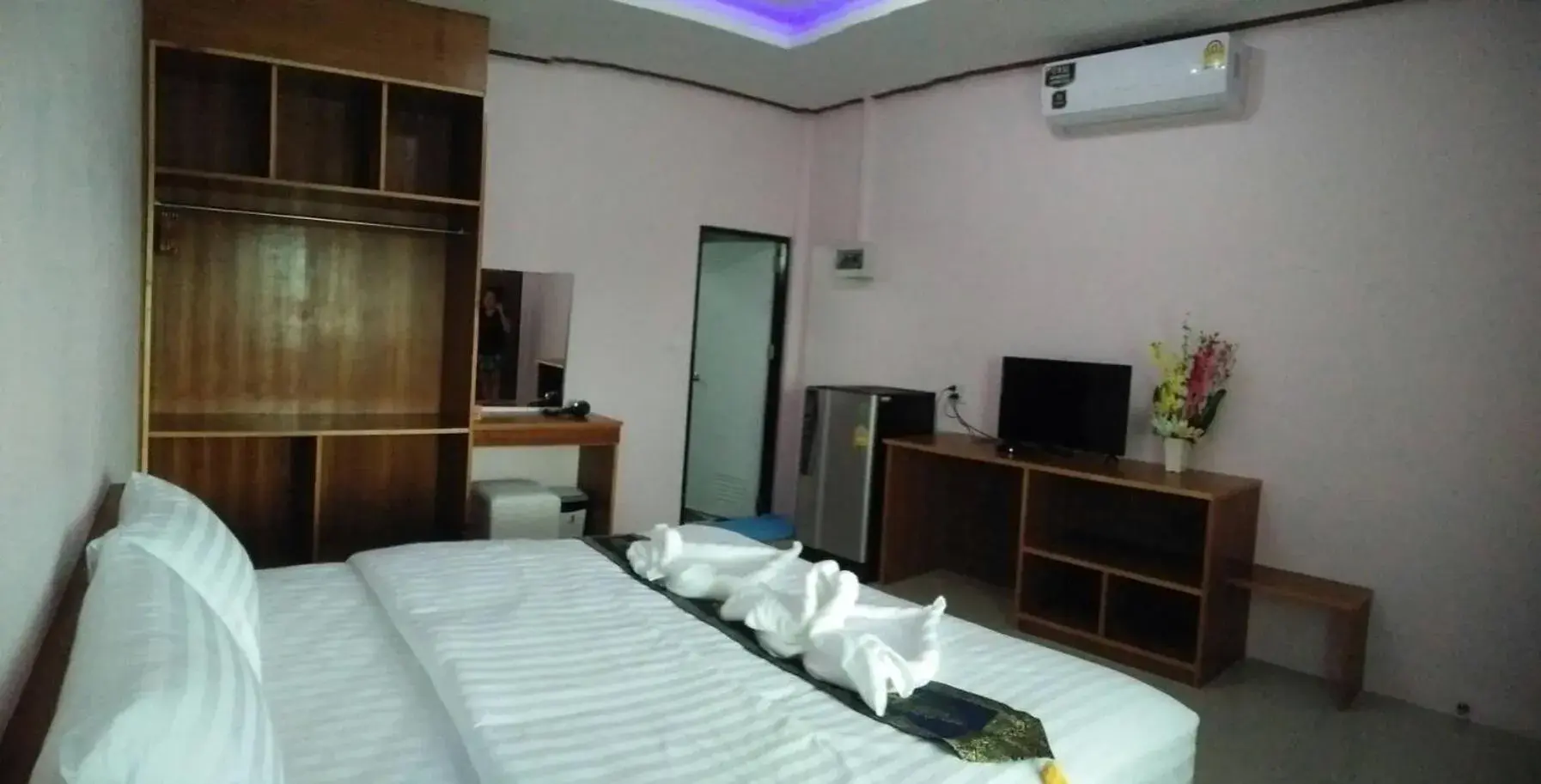 Superior Double Room in Mailuay Resort Superior Double Room in Mailuay Resort