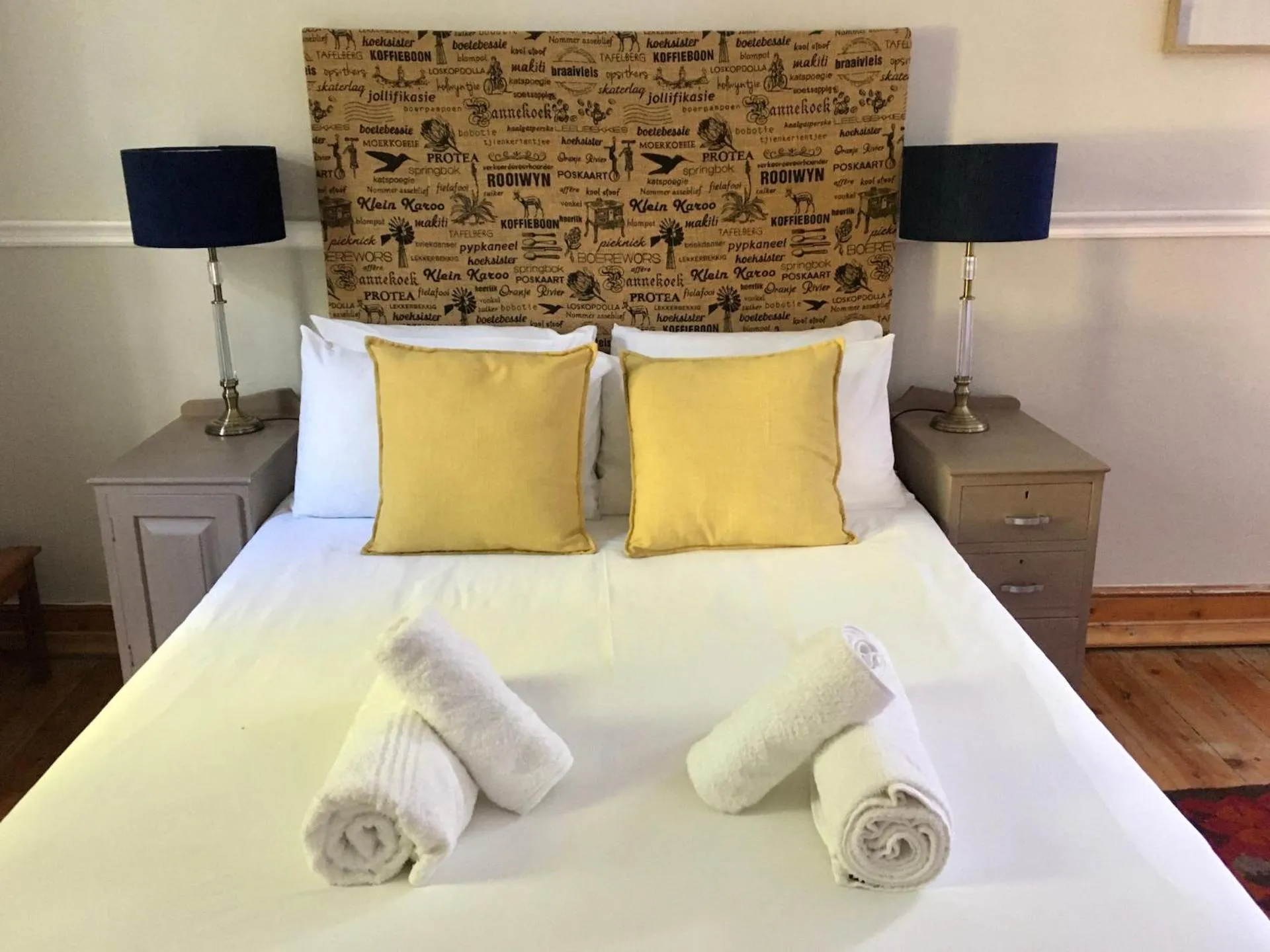 Double Room with Pool View - single occupancy in John Montagu Accommodation