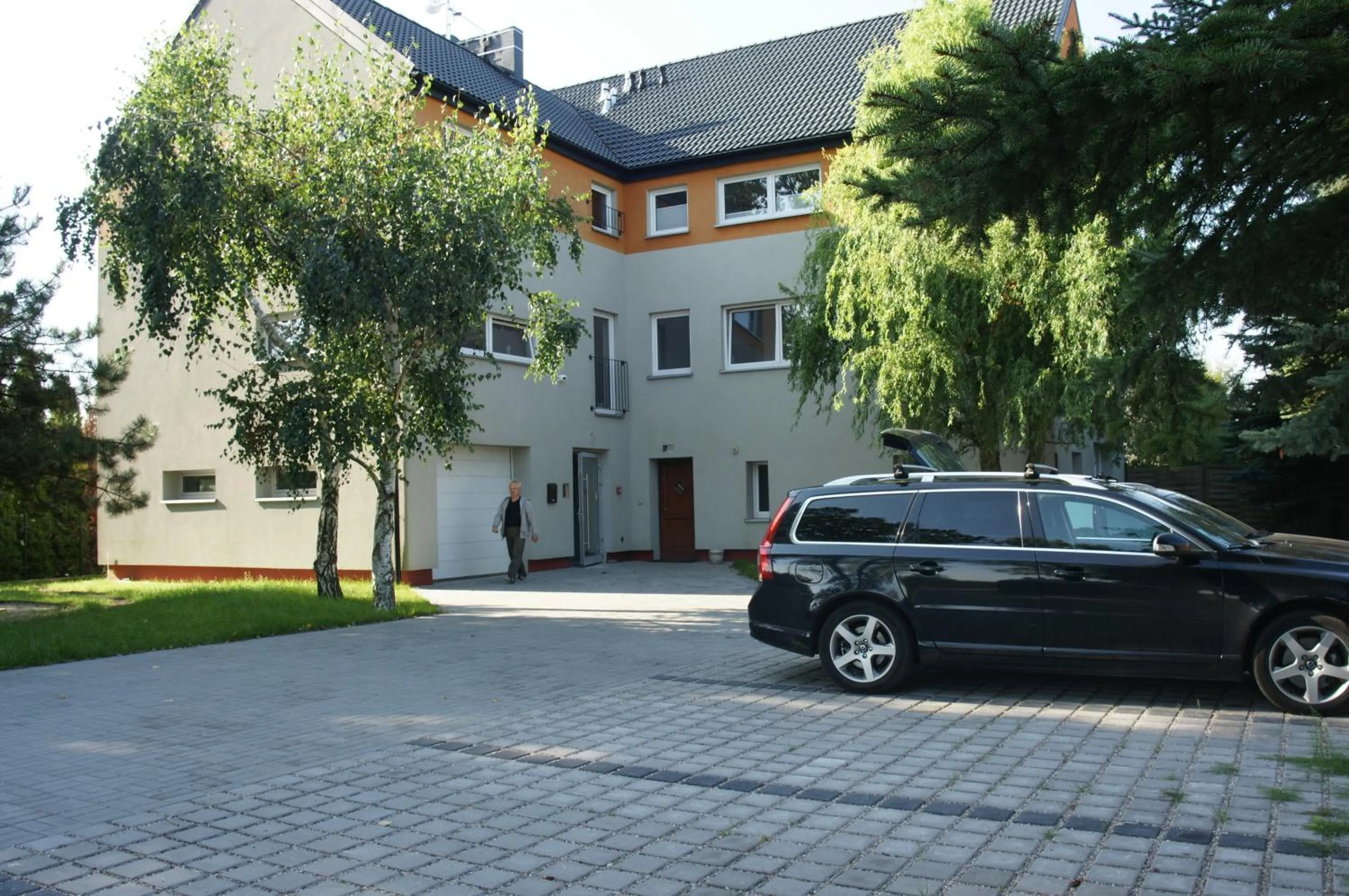 Facade/entrance in Q Apartamenty