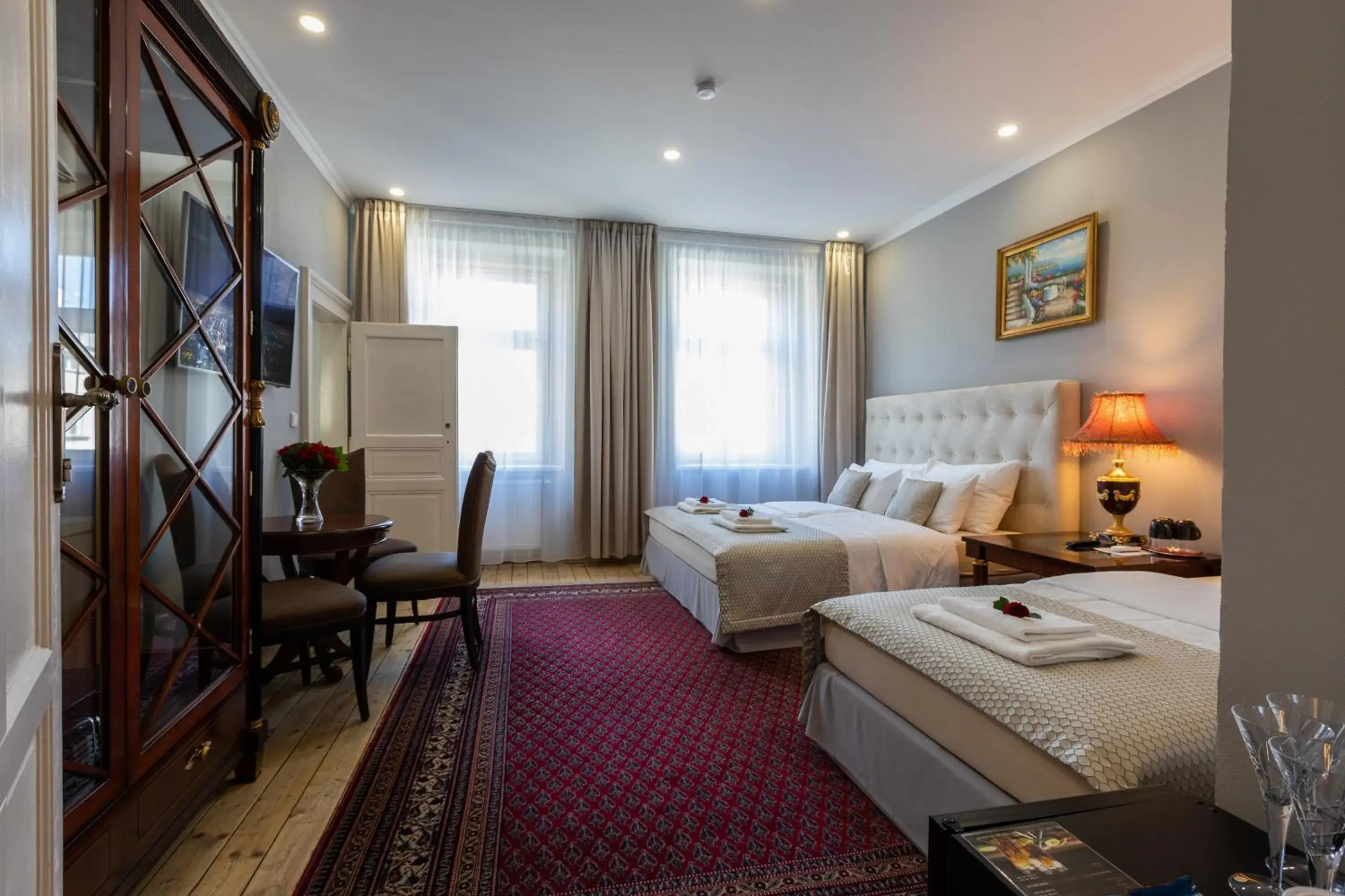 Executive Triple Room in SlaBur Residence Executive Triple Room in SlaBur Residence