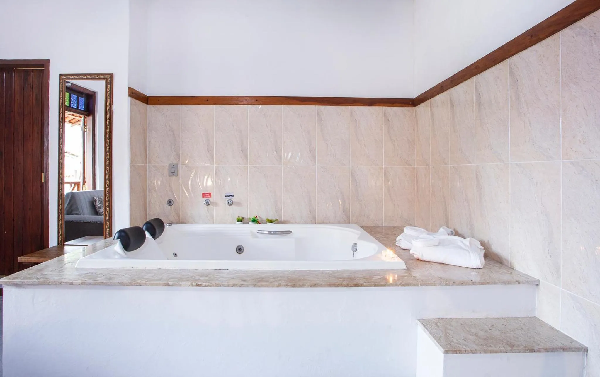 Hot Tub in Pousada Recanto da Villa