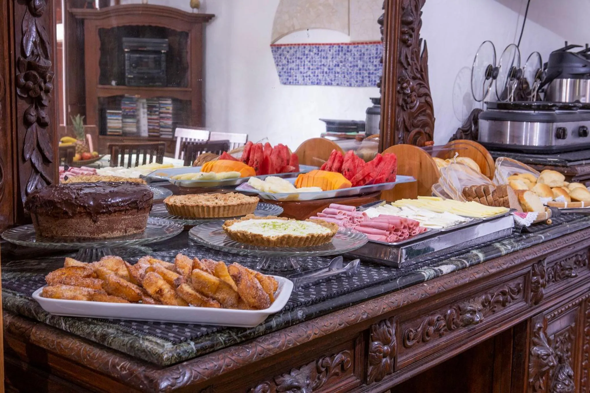 Breakfast in Pousada Recanto da Villa