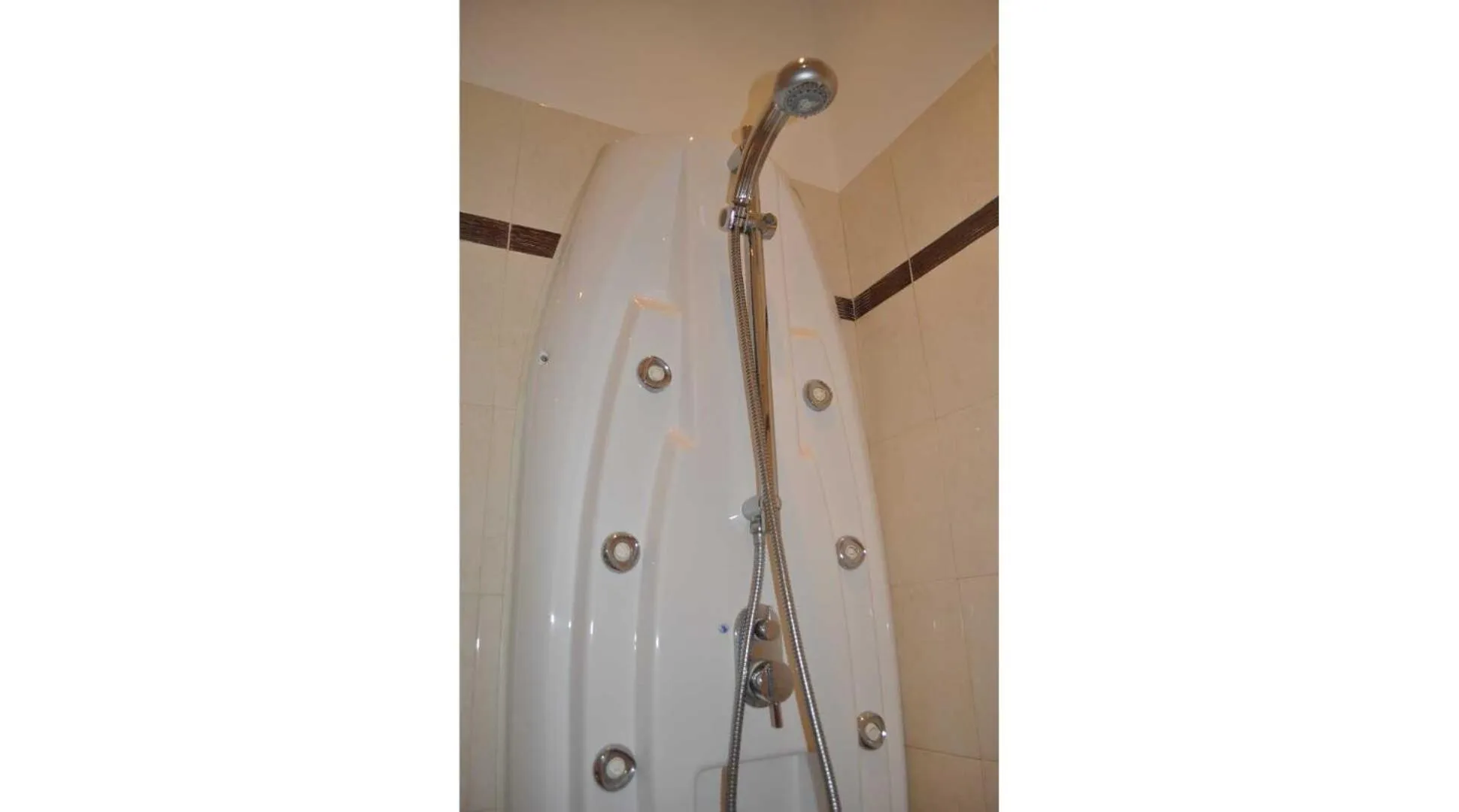 Shower in UNICA nel cuore storico di Trieste