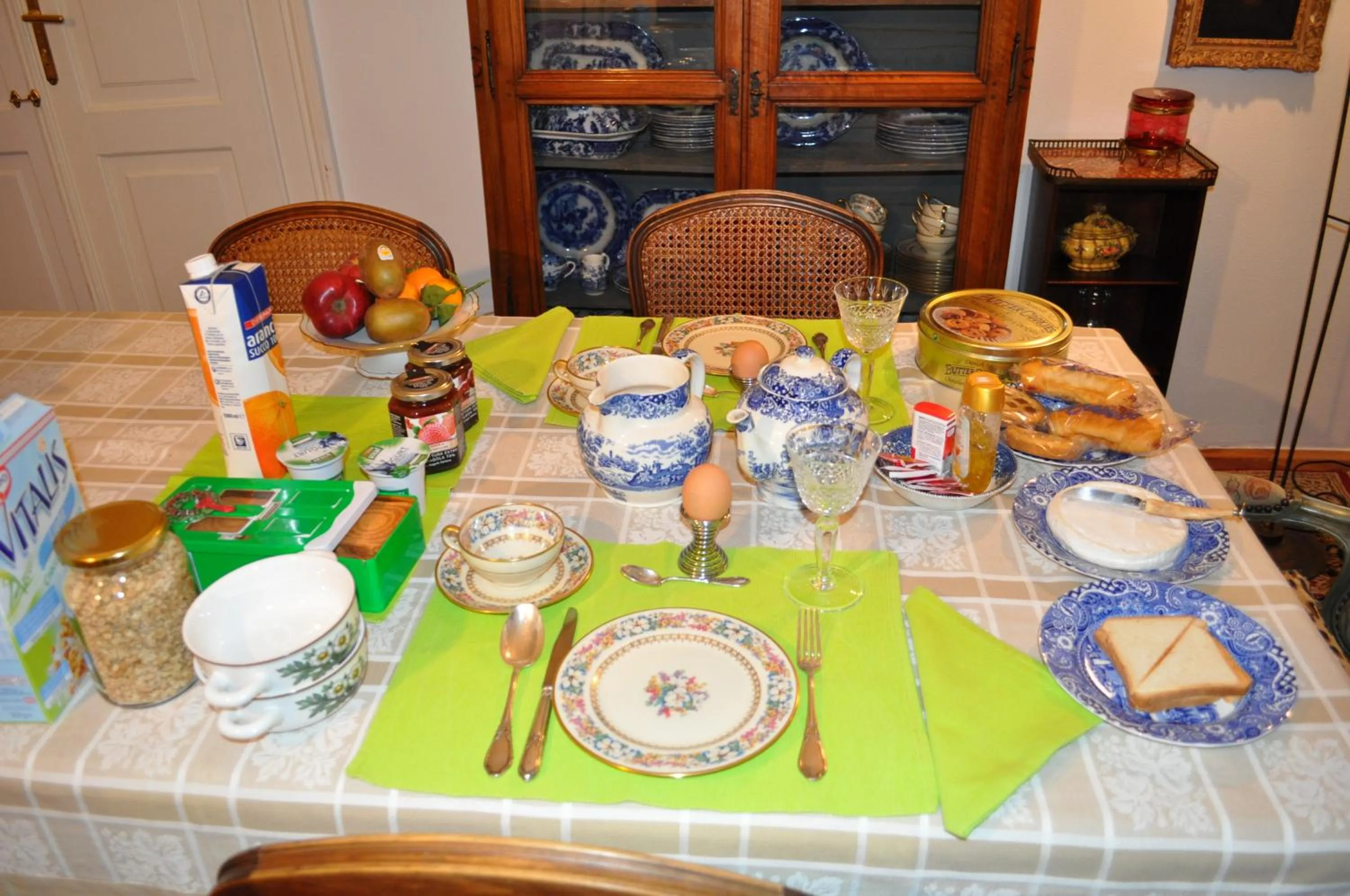 Continental breakfast in UNICA nel cuore storico di Trieste