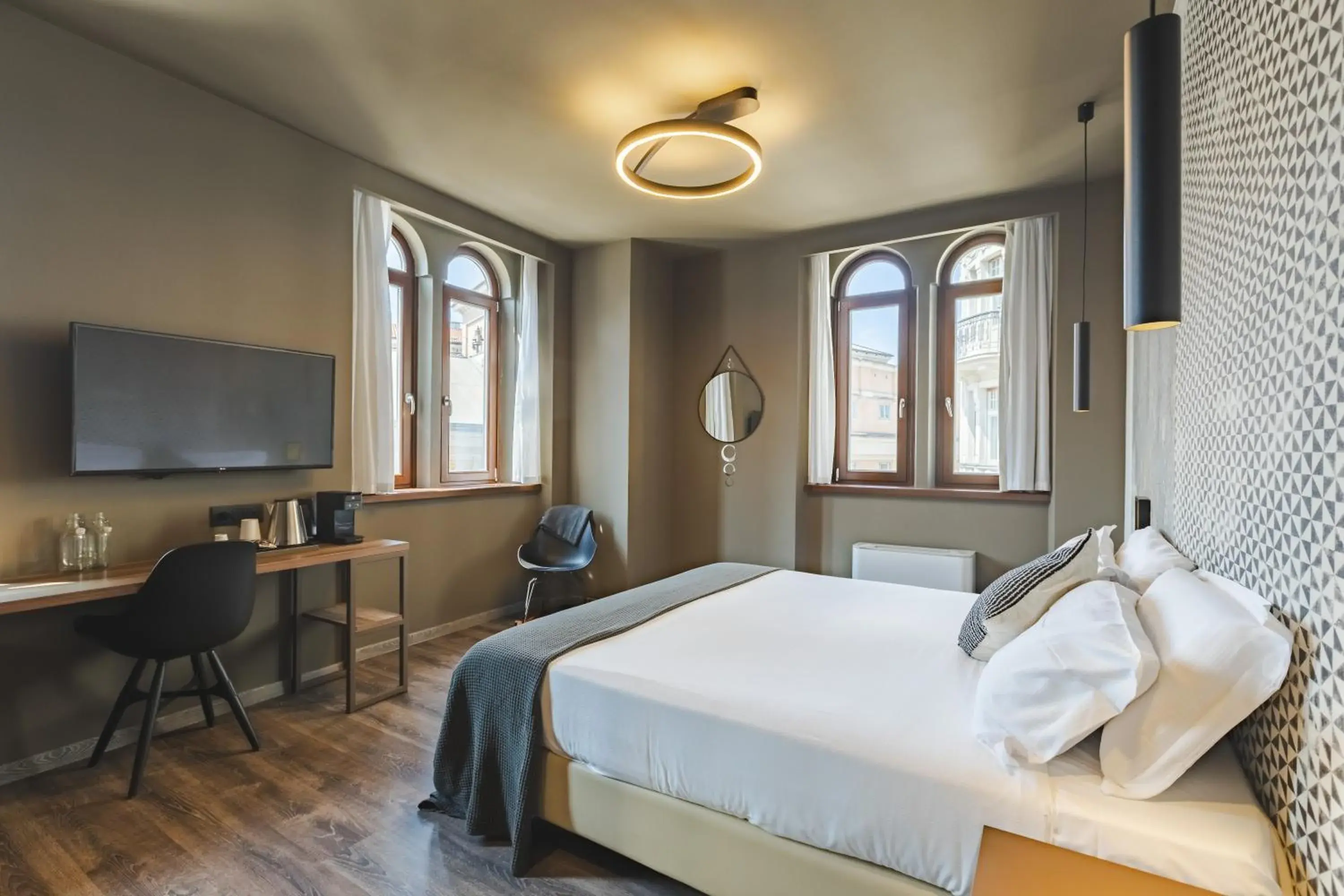 Double Room with Private Bathroom and City View - single occupancy in 9 stanze - Boutique Rooms Double Room with Private Bathroom and City View - single occupancy in 9 stanze - Boutique Rooms