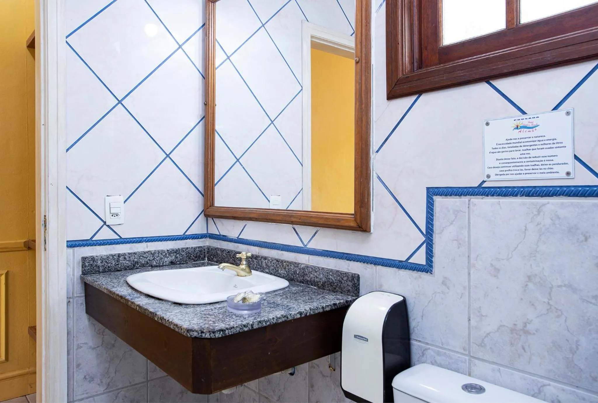 Bathroom in Hotel Alemão Beach de Ilhabela