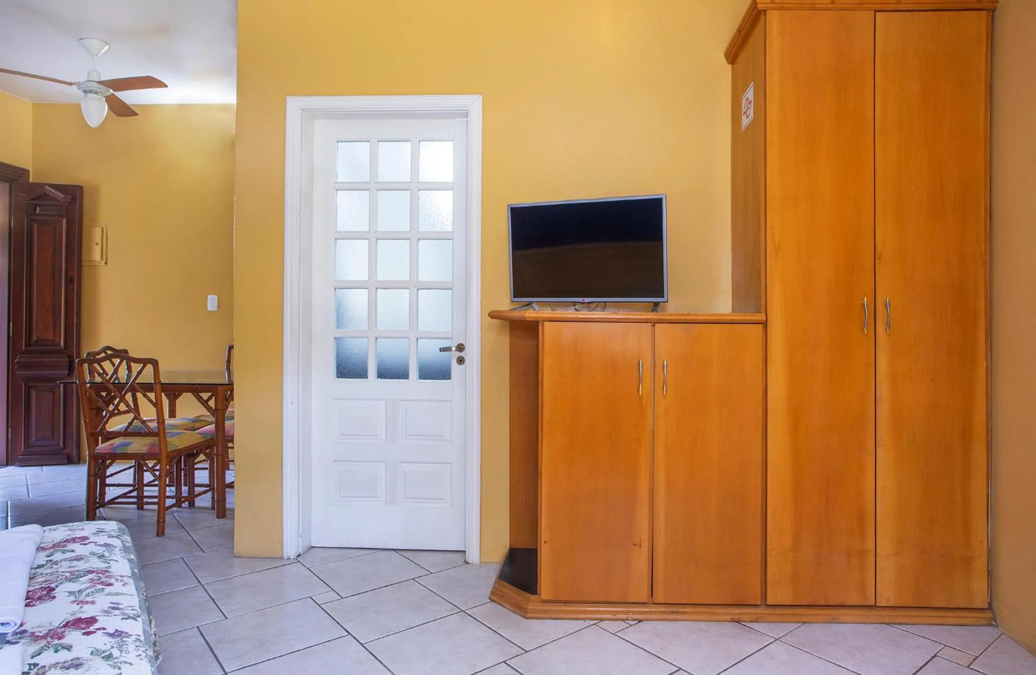 fireplace in Hotel Alemão Beach de Ilhabela