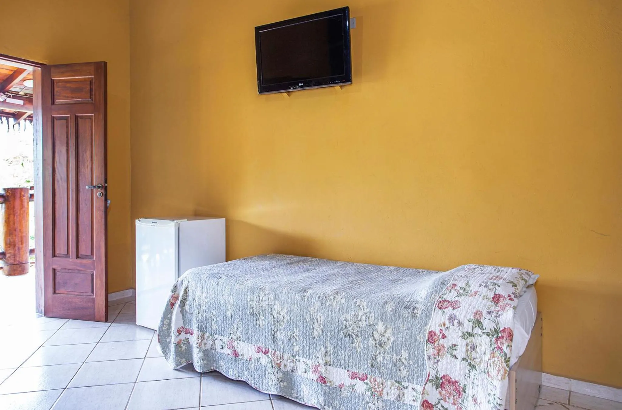 Bedroom, Bed in Hotel Alemão Beach de Ilhabela