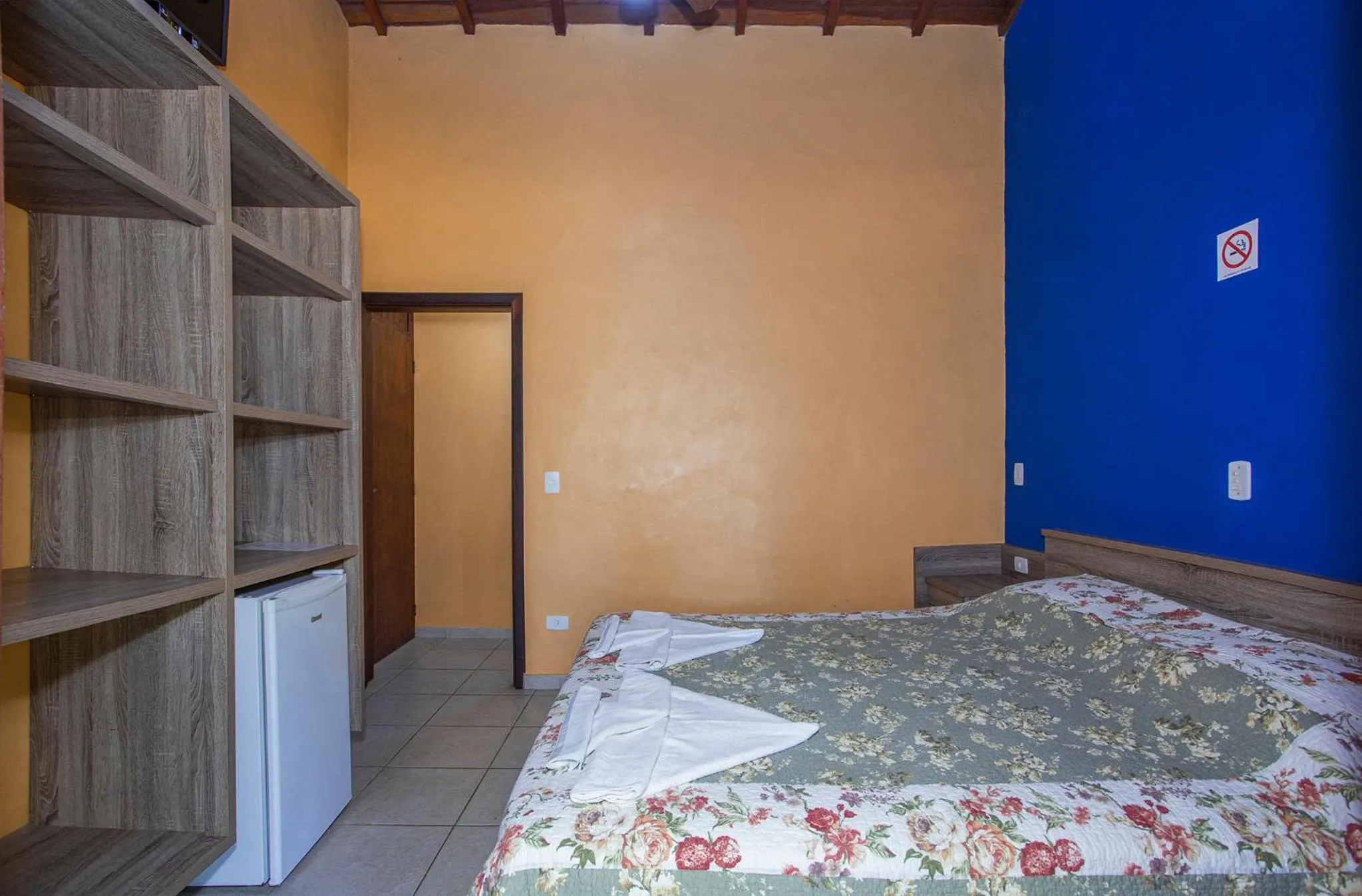 Photo of the whole room, Bed in Hotel Alemão Beach de Ilhabela