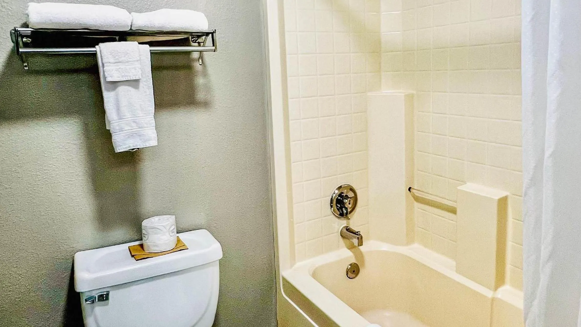 Bathroom in Studio 6 Suites Portland OR I-5 OHSU