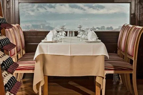 Restaurant/places to eat in Frontzu Politia