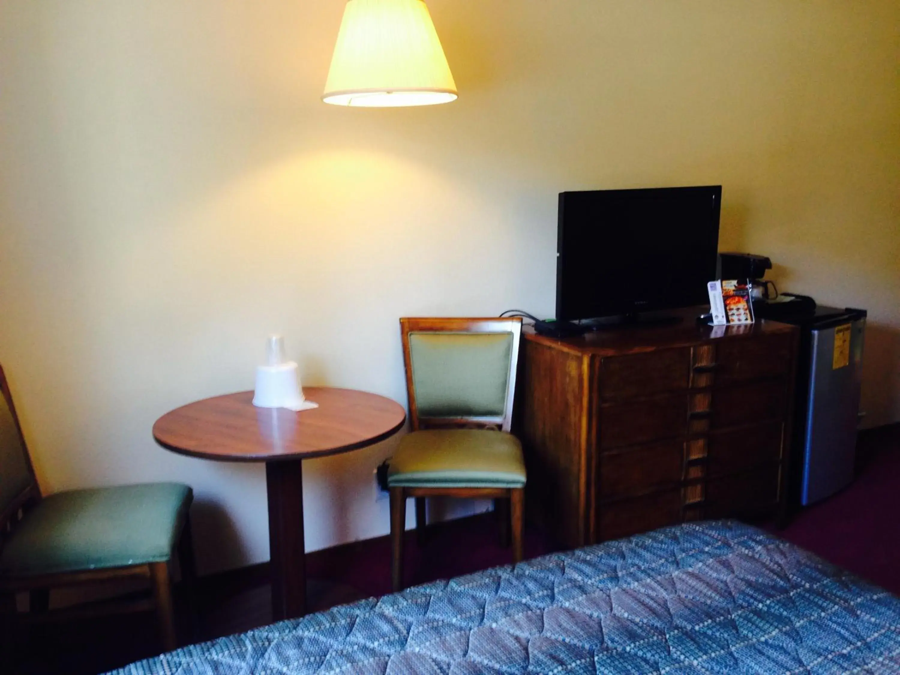 Decorative detail, Bed in Bay City Inn Decorative detail, Bed in Bay City Inn