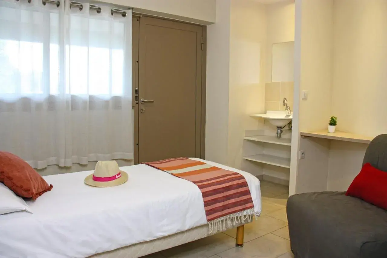 Three-Bedroom Apartment in Azureva Cap d'Agde Three-Bedroom Apartment in Azureva Cap d'Agde