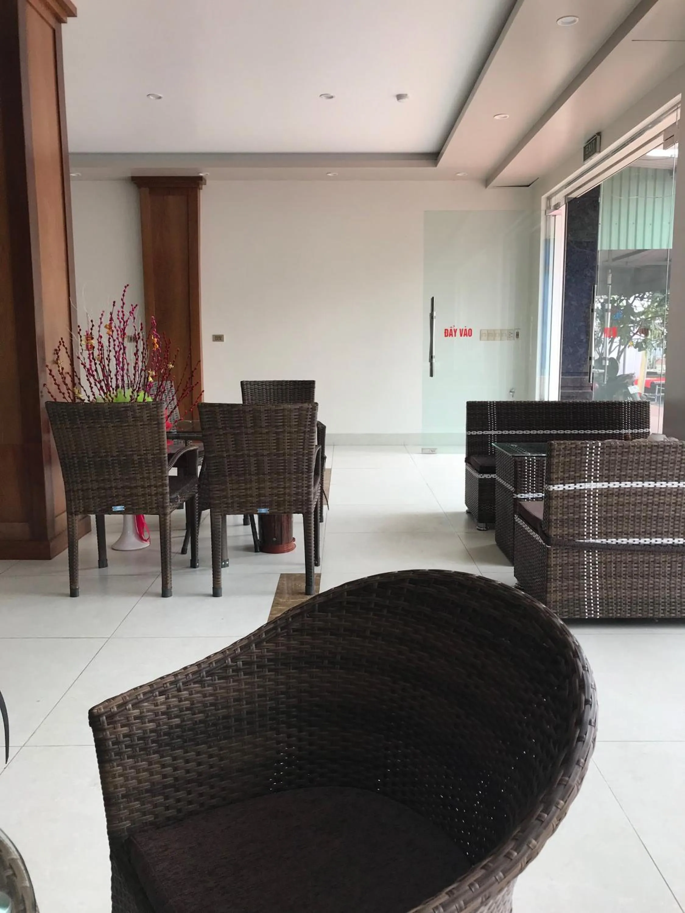 Living room in Vu Gia Khanh Apartment