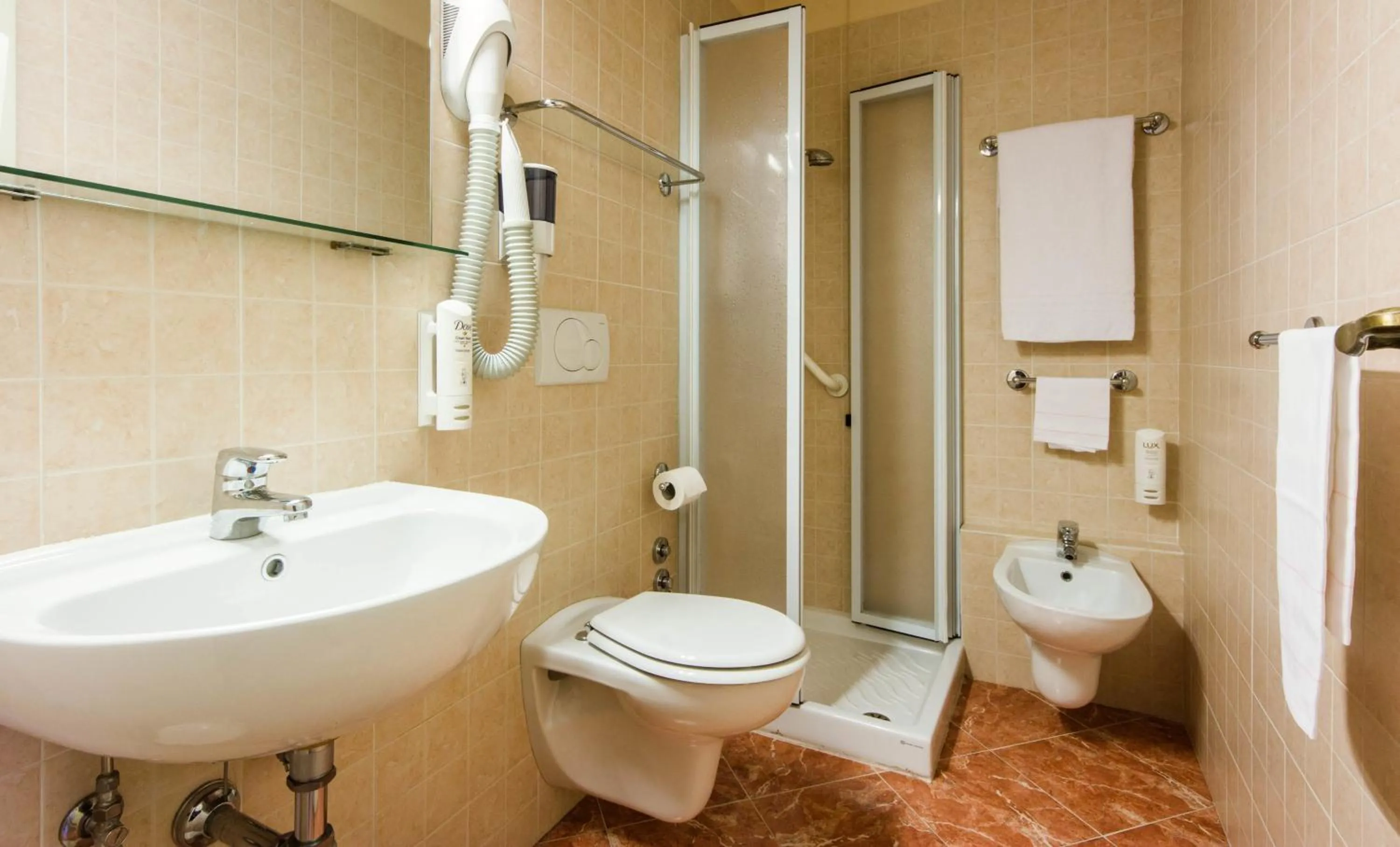 Bathroom in Hotel Reale