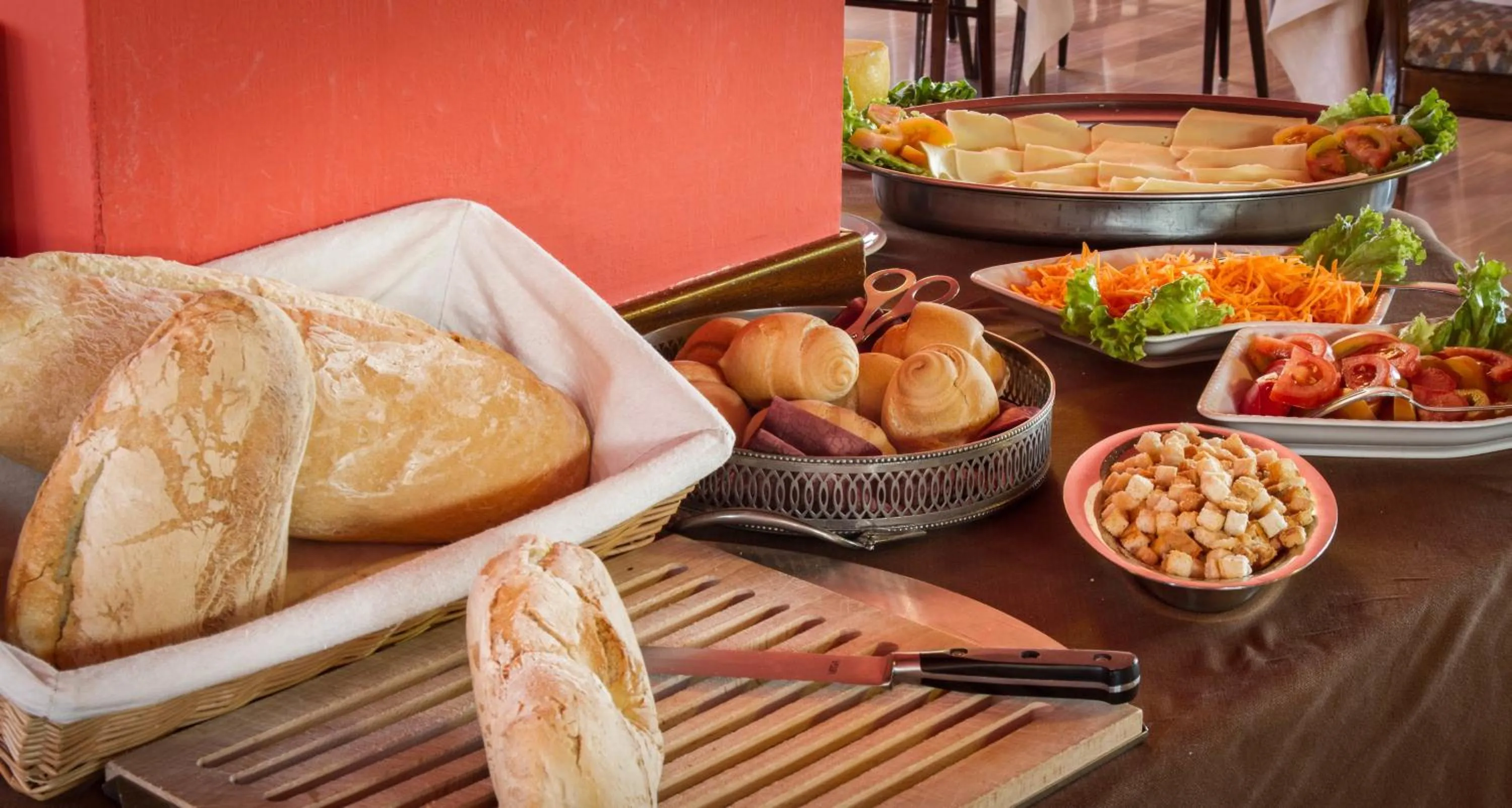 Restaurant/places to eat in Hotel Reale