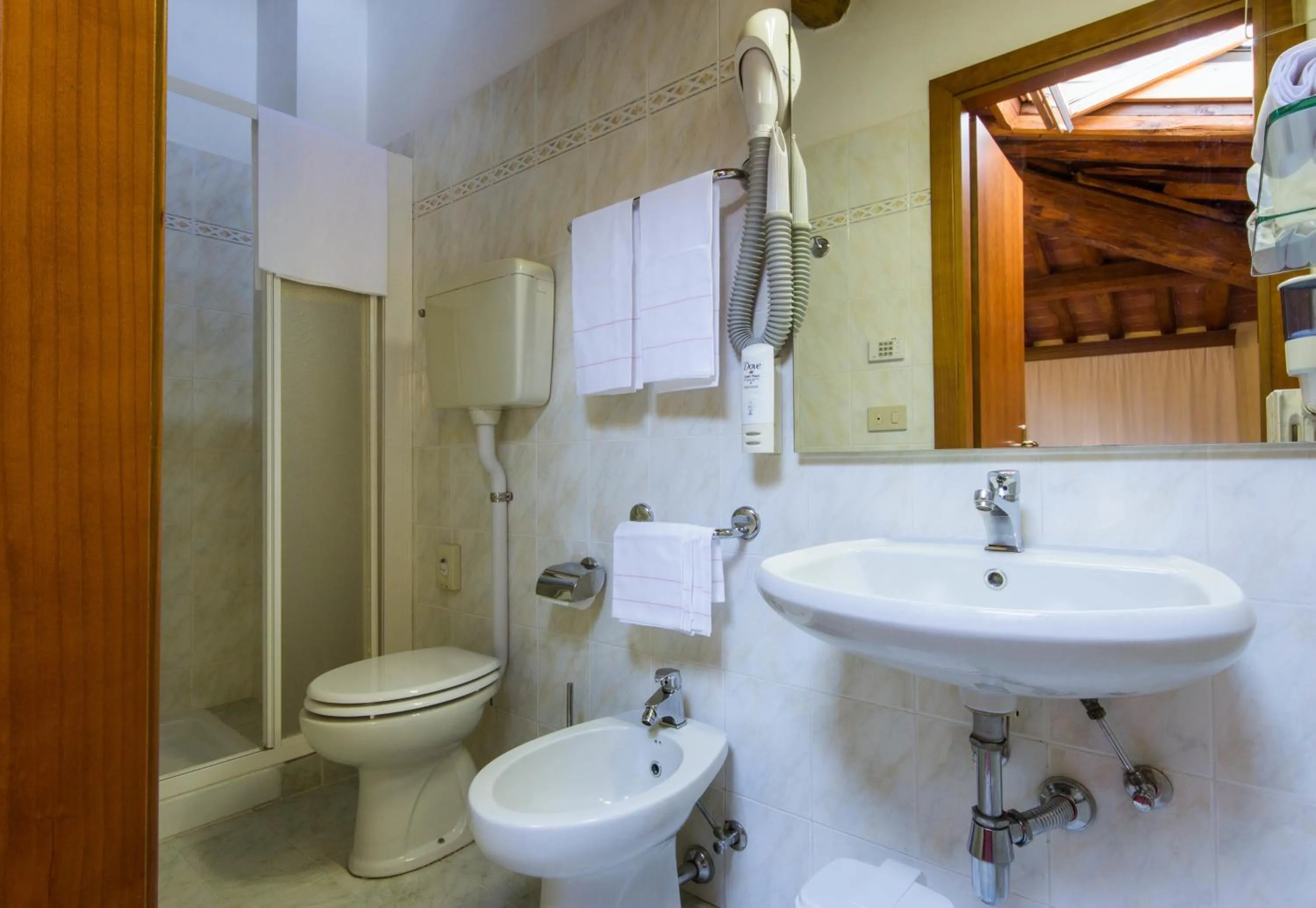 Bathroom in Hotel Reale