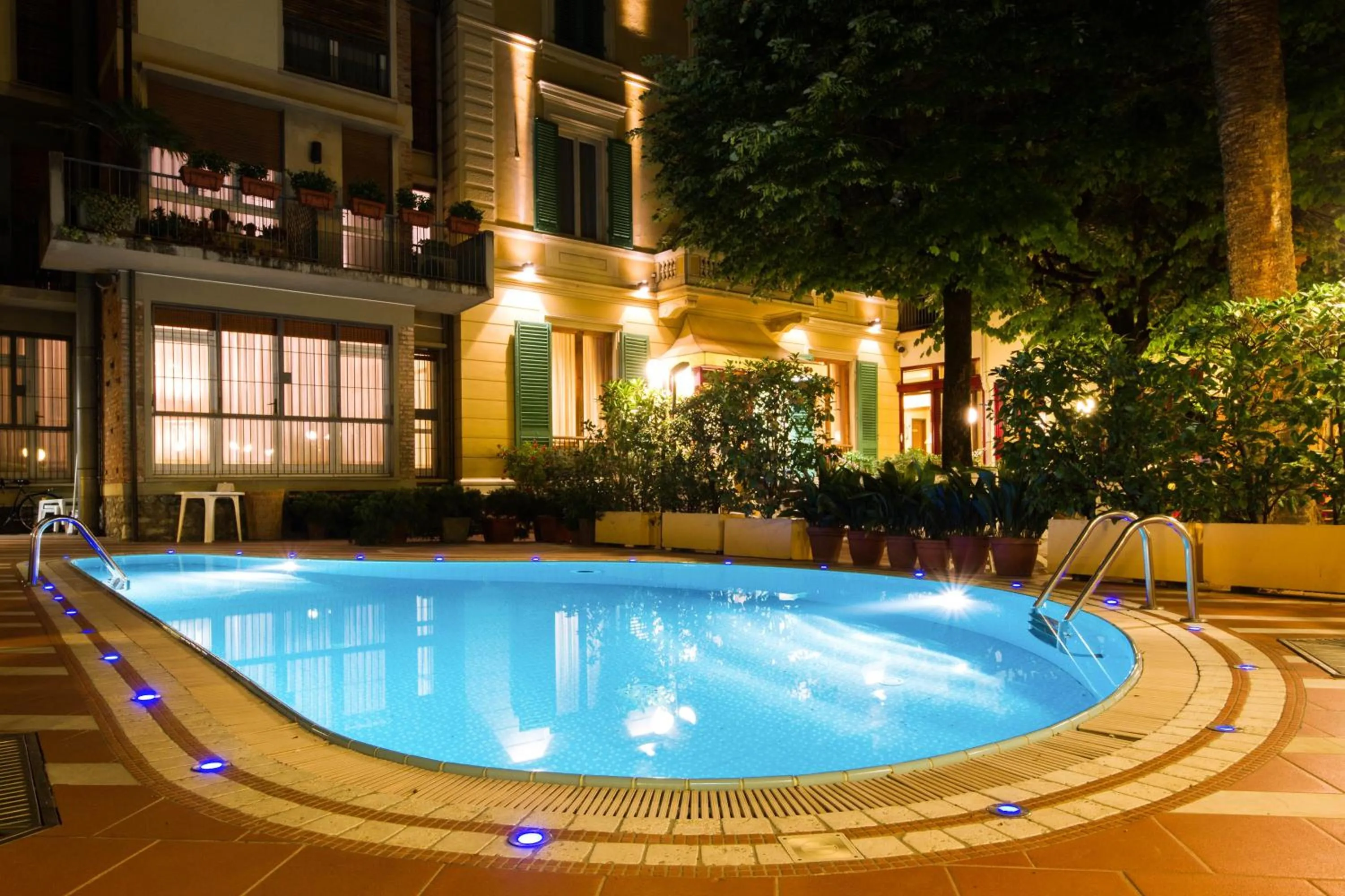 Night in Hotel Reale