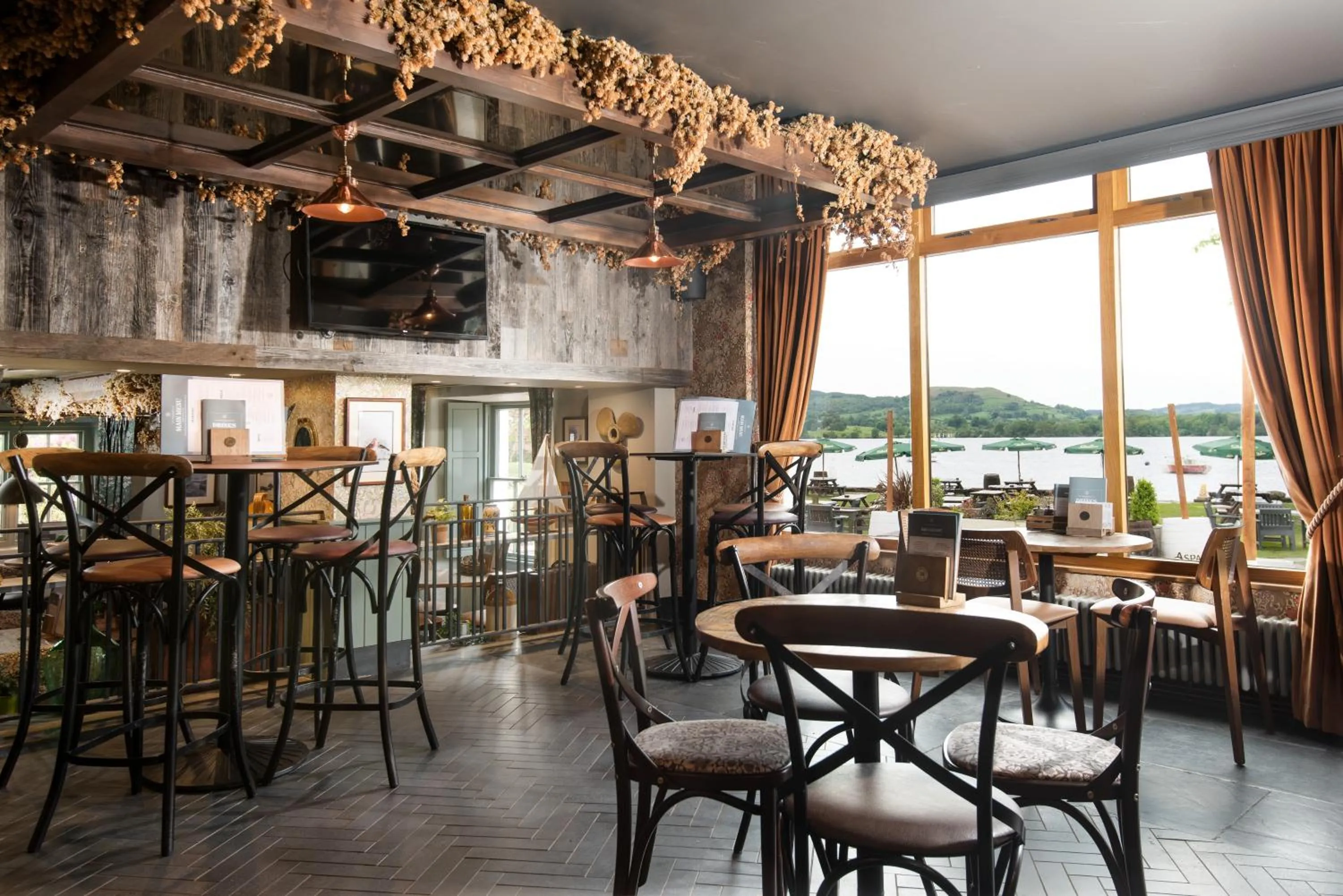 Restaurant/places to eat in Wateredge Inn- The Inn Collection Group