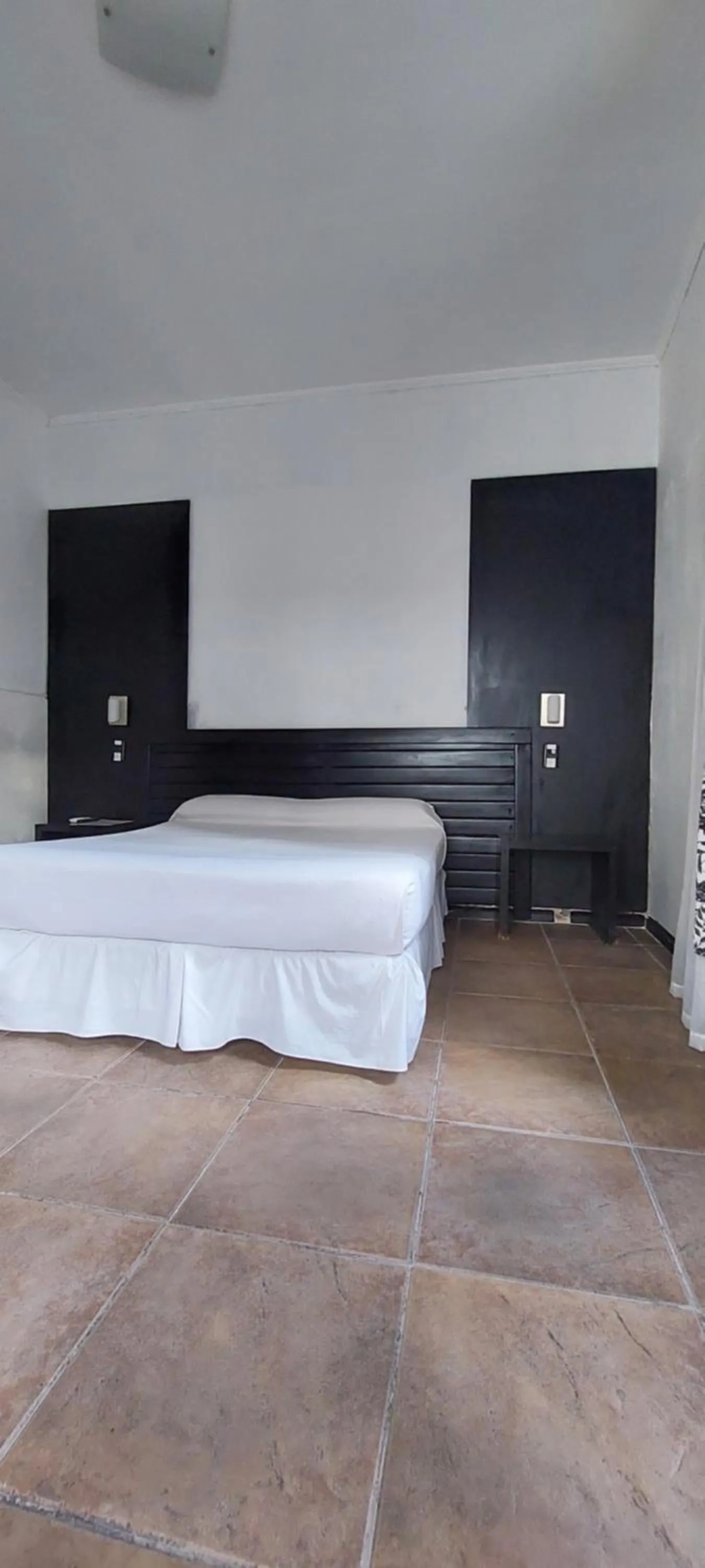 Photo of the whole room, Bed in Samsara Hotel Salta