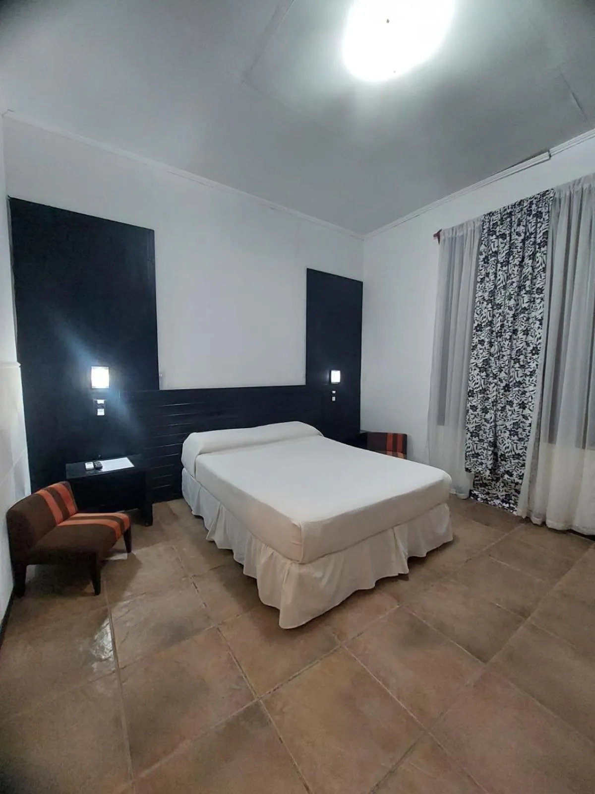 Photo of the whole room, Bed in Samsara Hotel Salta