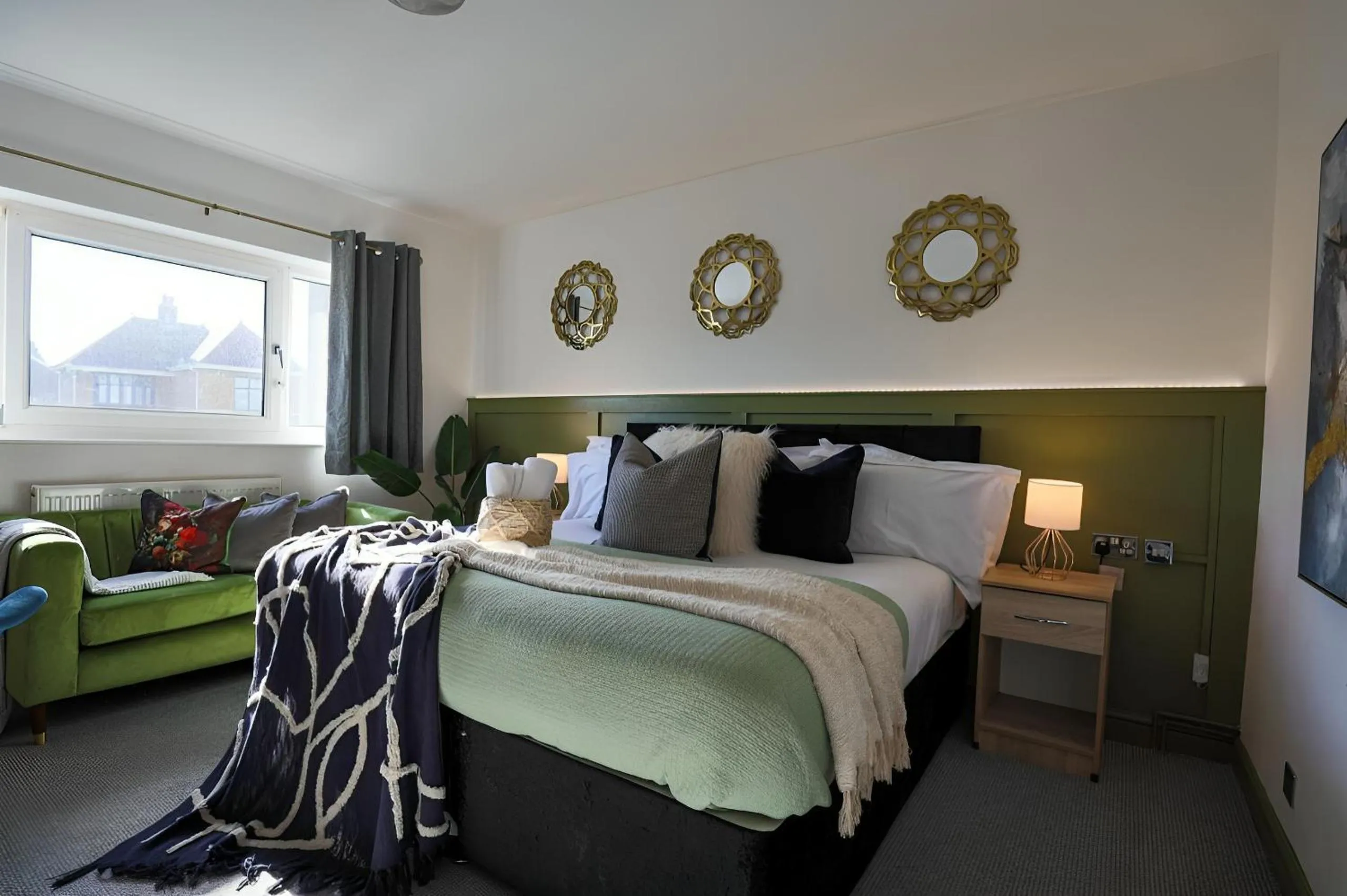 Deluxe Family Room in Coastal Park Accommodation