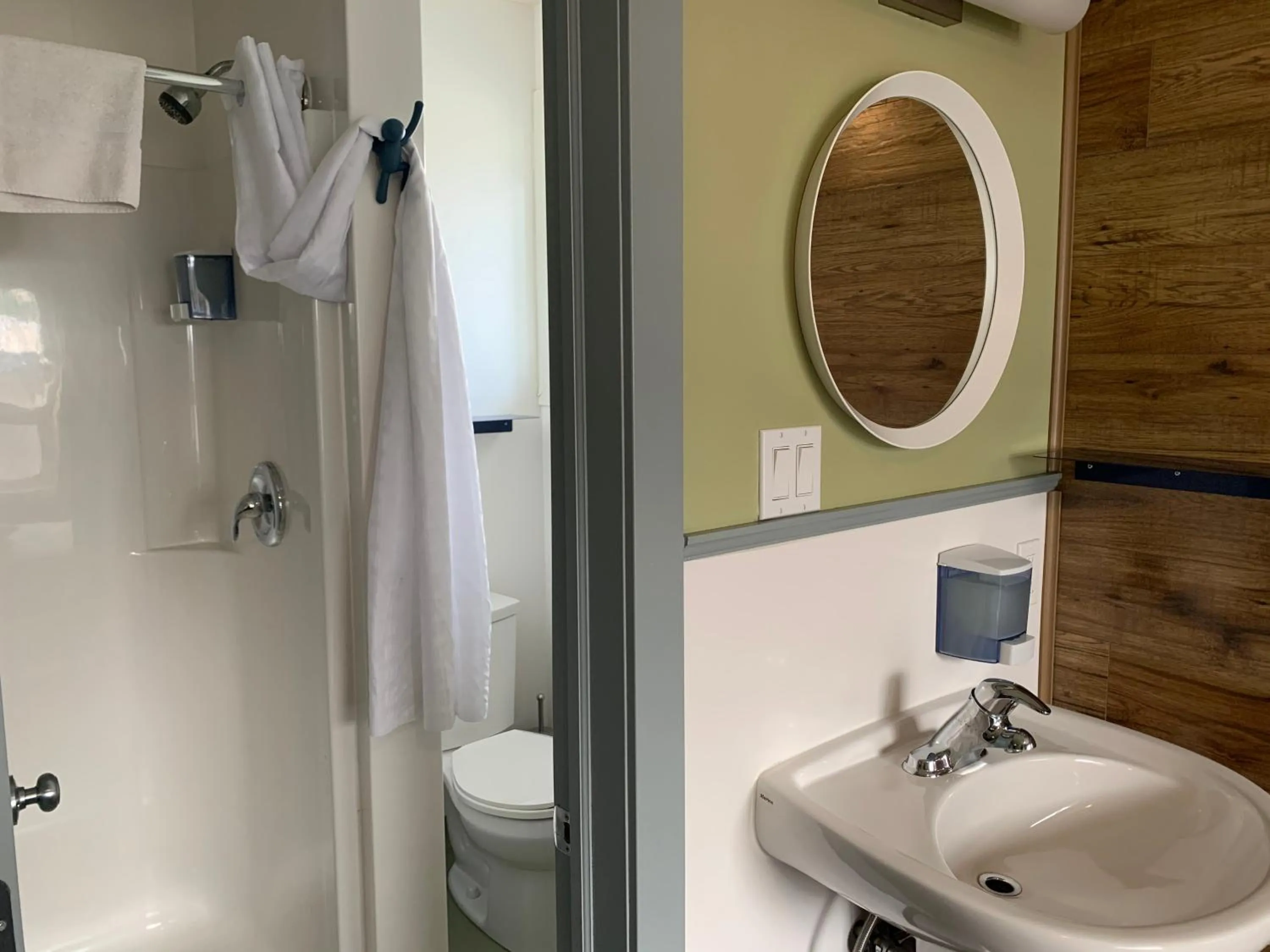 Jasper Downtown Hostel