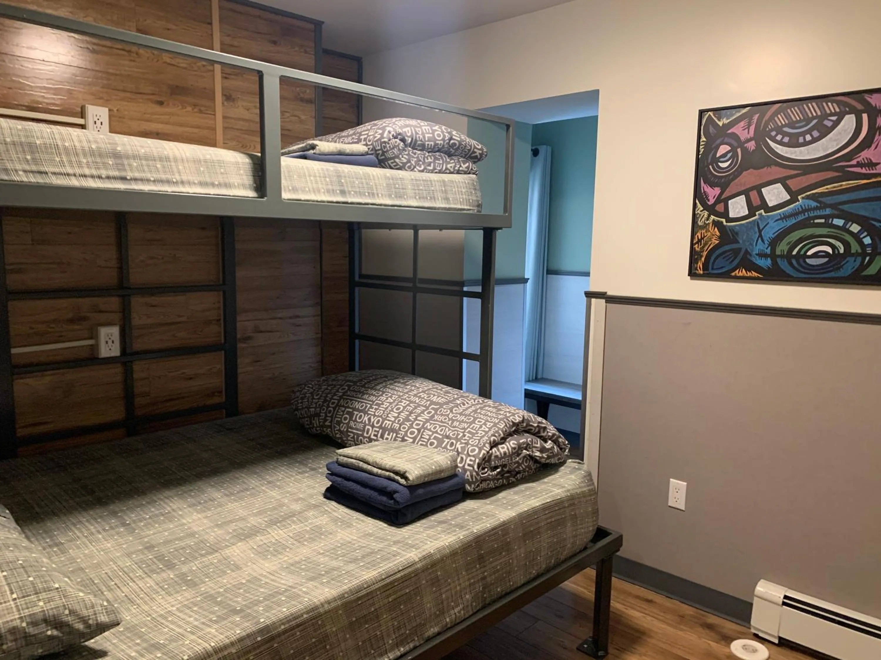 Bed in Jasper Downtown Hostel