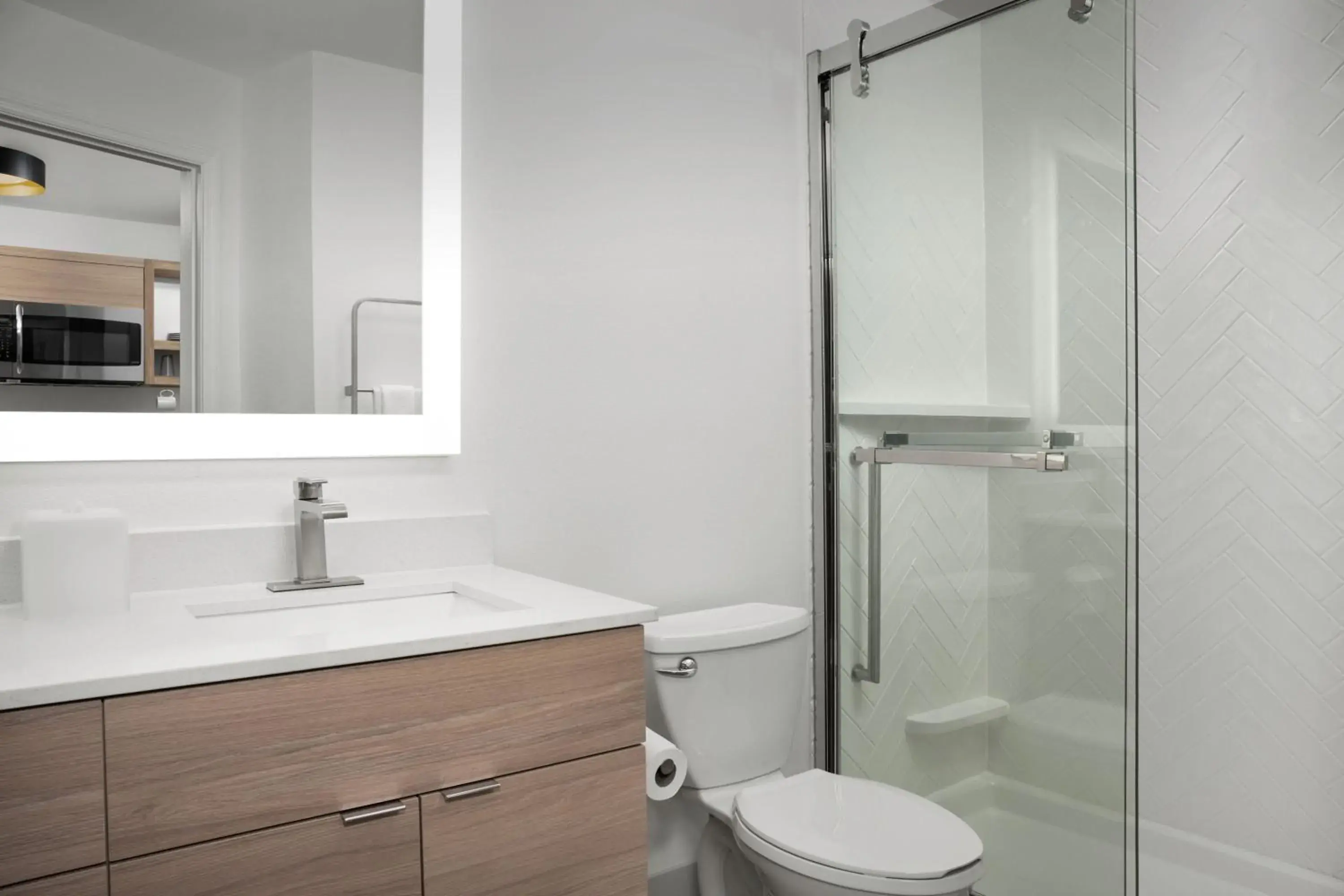 Bathroom in TownePlace Suites by Marriott Birmingham South