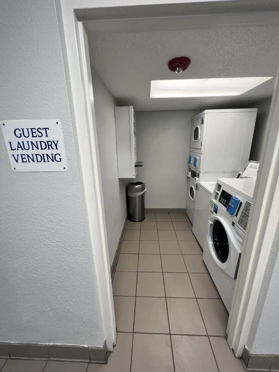 laundry in Motel 6-Council Bluffs, IA - Omaha East