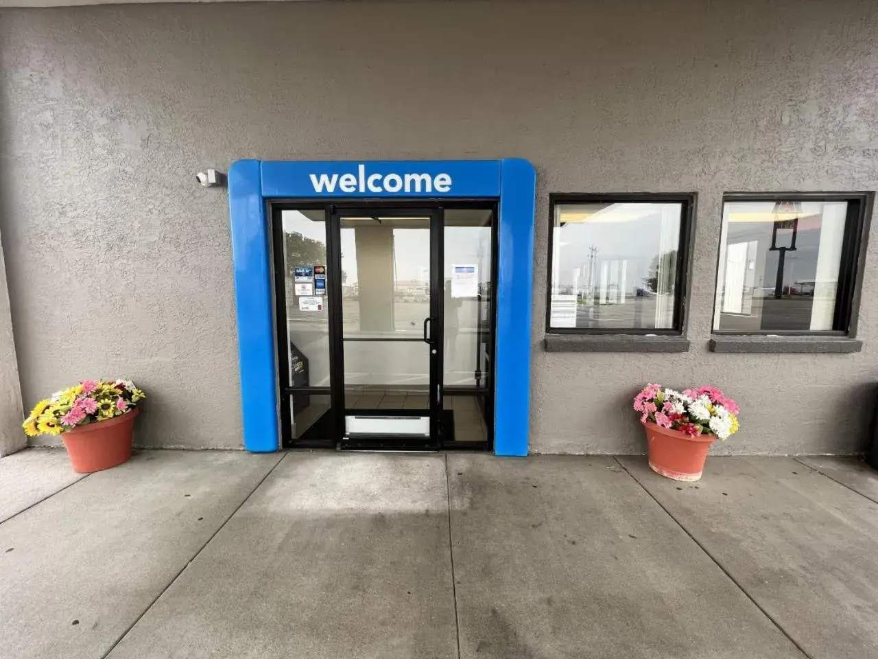 Facade/entrance in Motel 6-Council Bluffs, IA - Omaha East Facade/entrance in Motel 6-Council Bluffs, IA - Omaha East