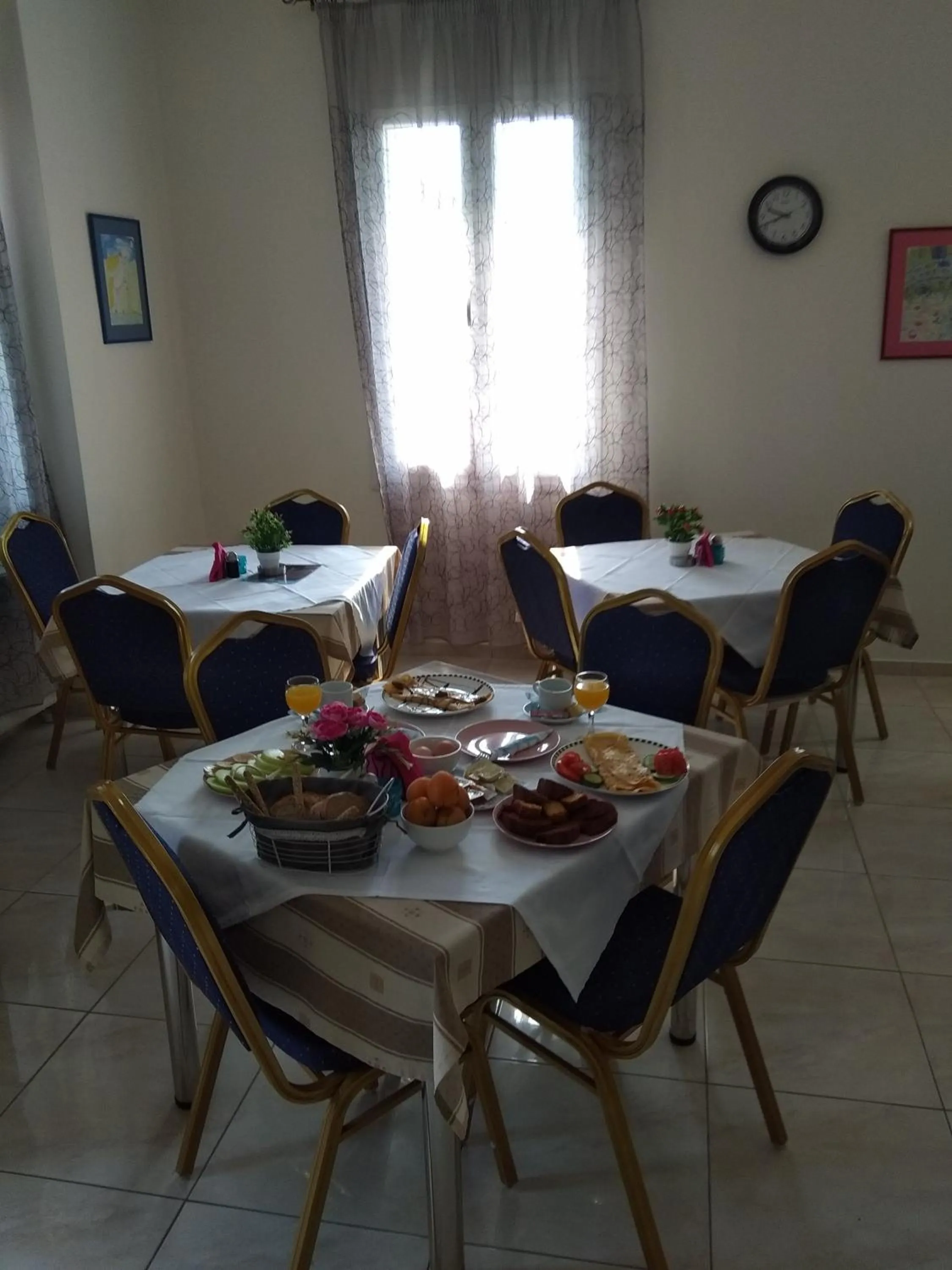 Restaurant/places to eat in Pyrgos Sofokleous