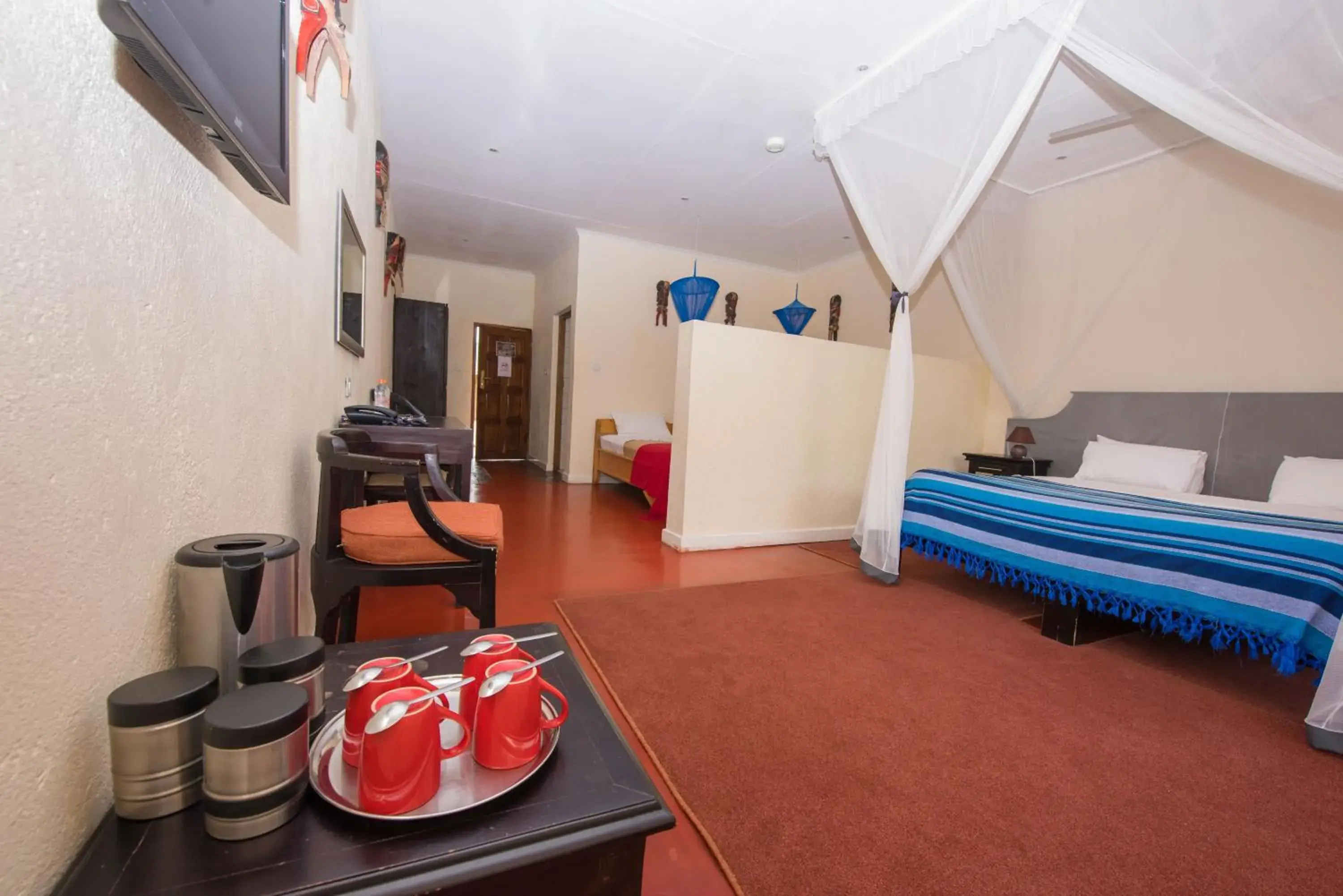 Family Room with Private Bathroom - single occupancy in Game Haven Lodge Family Room with Private Bathroom - single occupancy in Game Haven Lodge