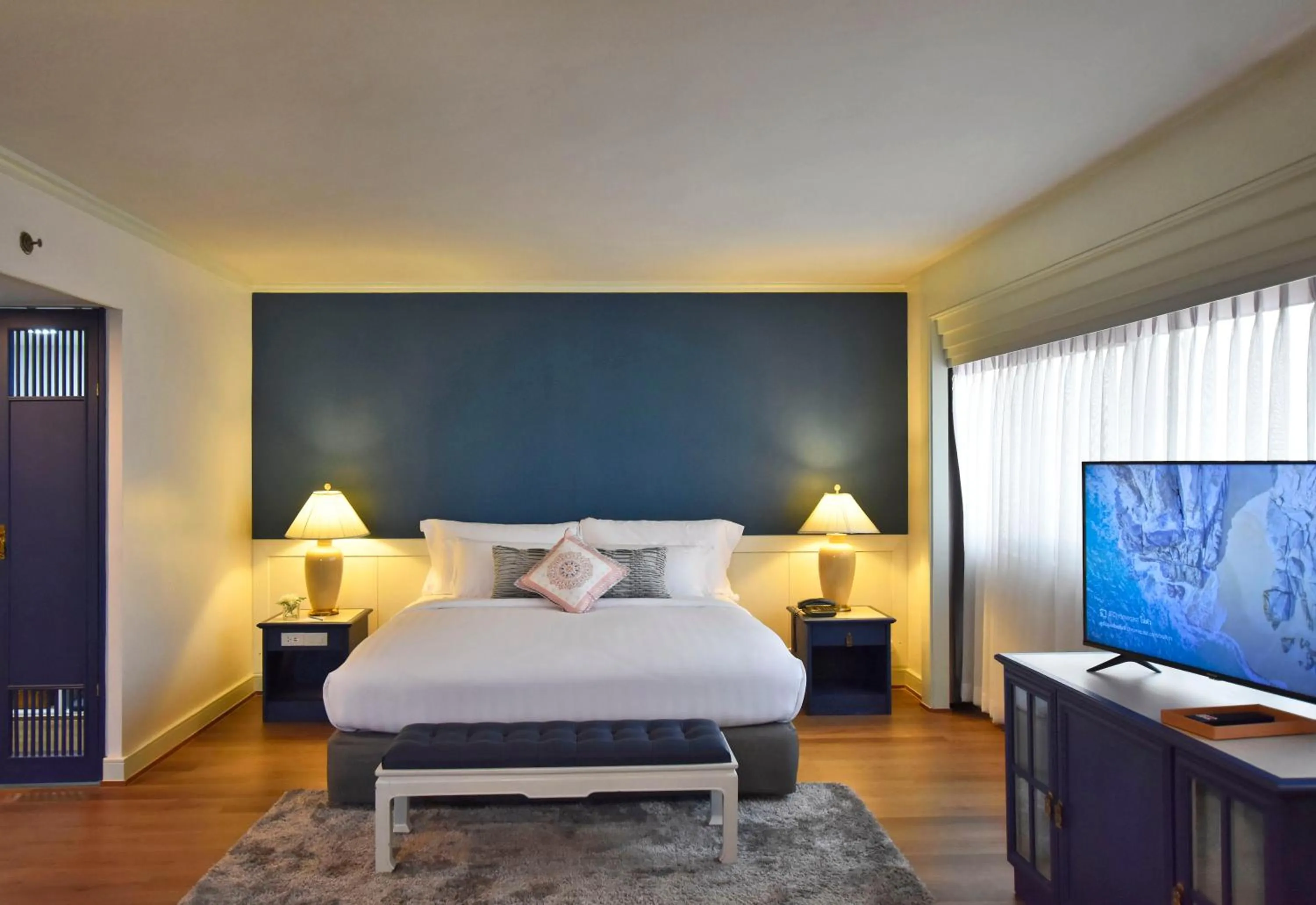 Bed in Grand China Bangkok