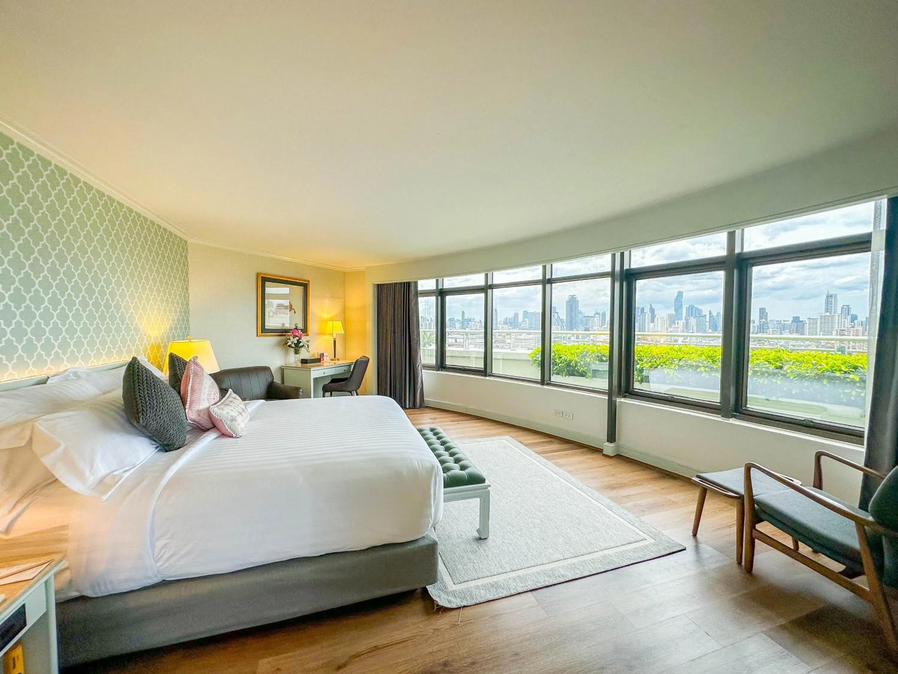 Bed in Grand China Bangkok