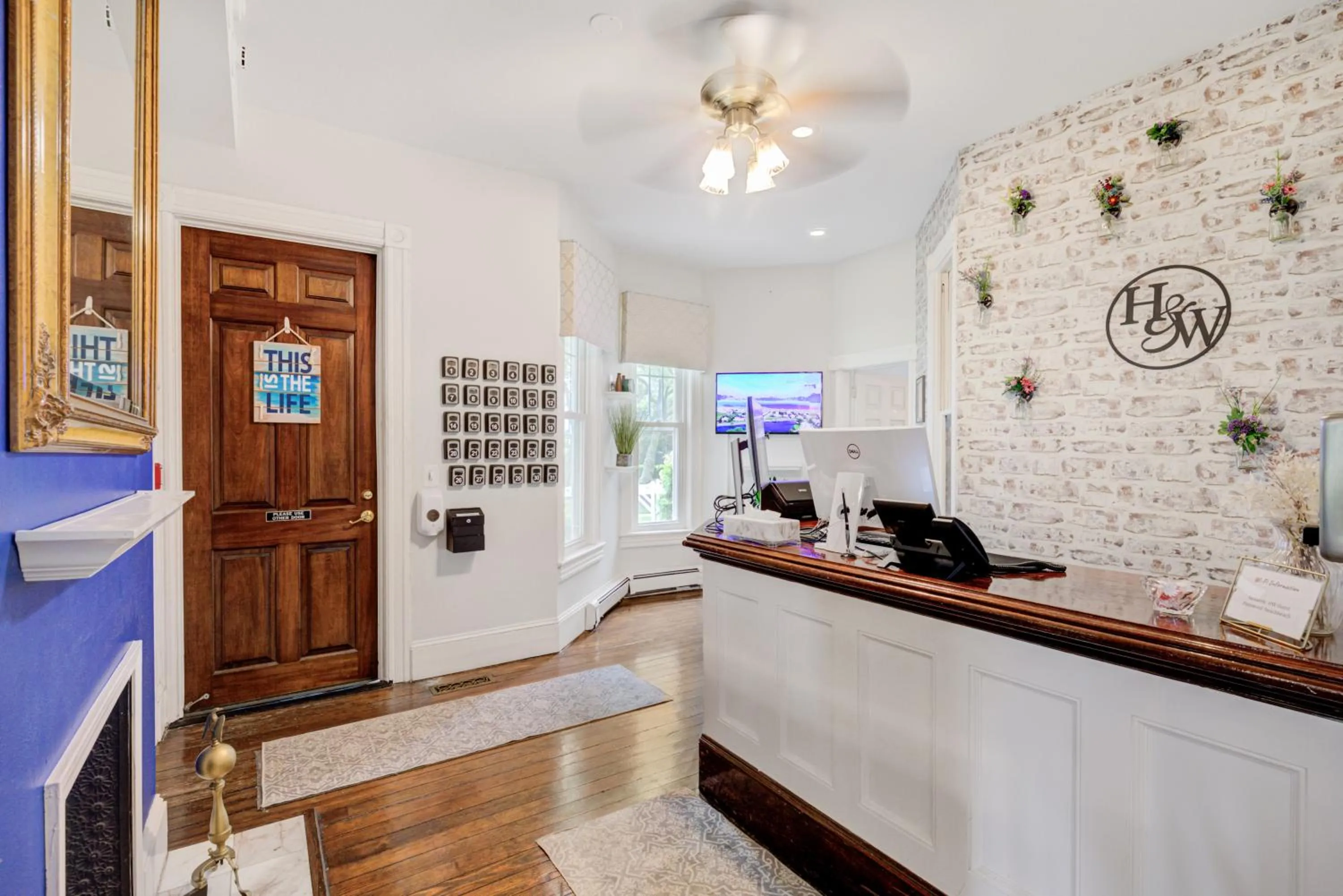 Lobby or reception in The Hewitt Wellington Hotel