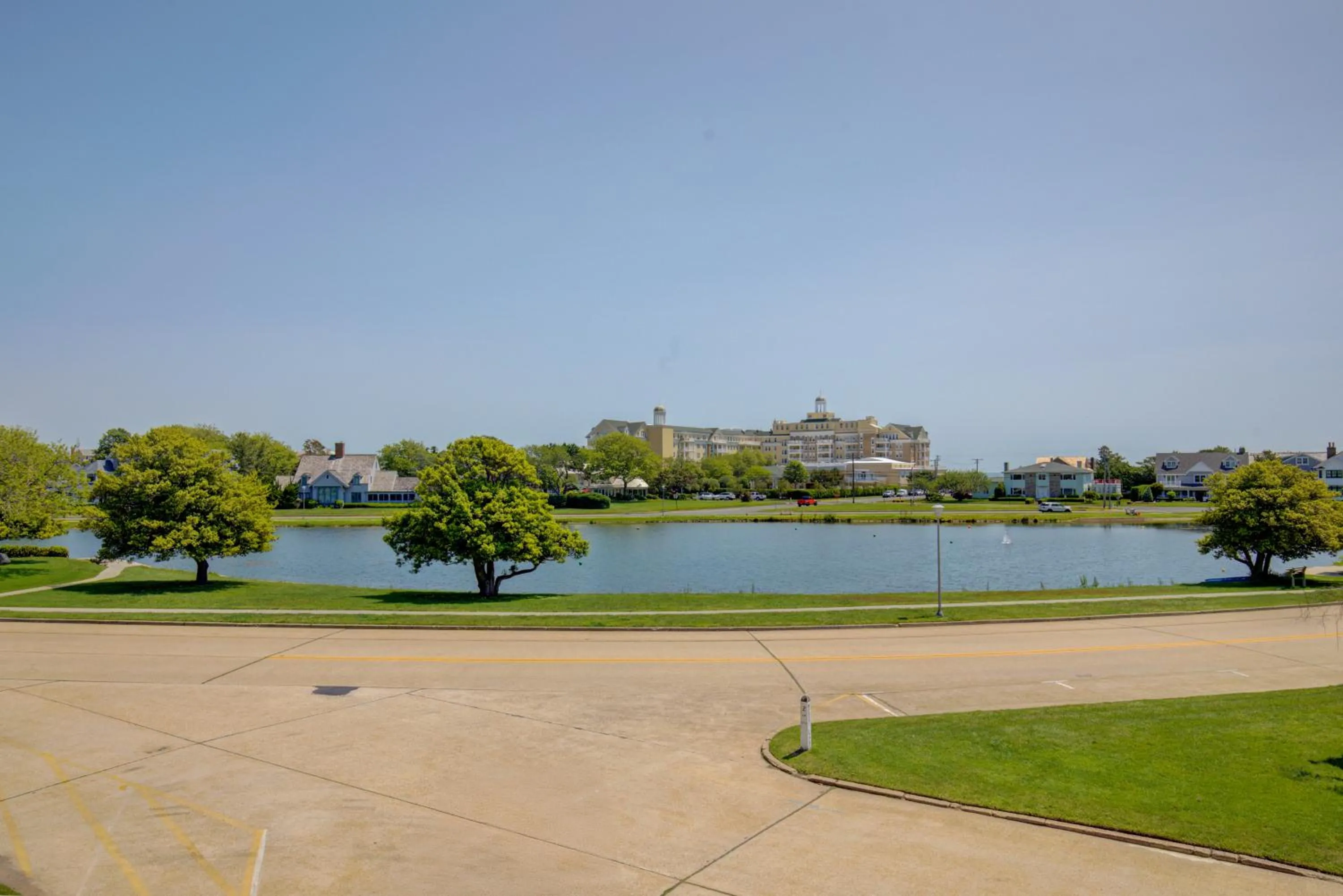 Lake view in The Hewitt Wellington Hotel