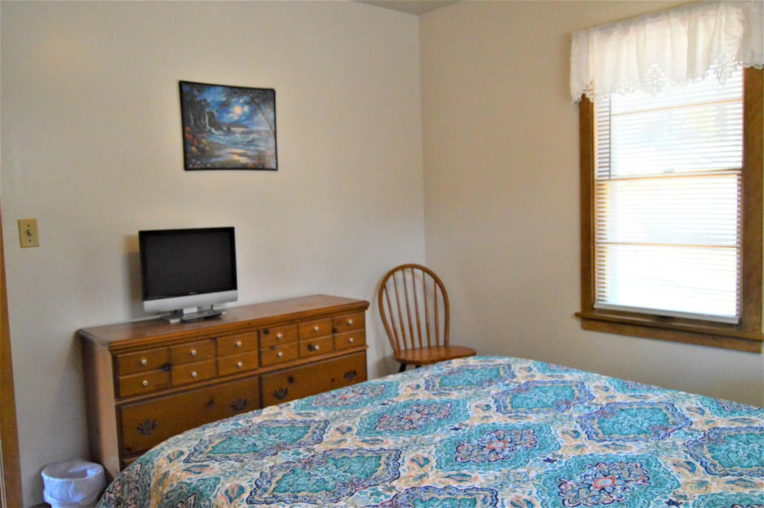 Bed in Baileys Sunset Cottages