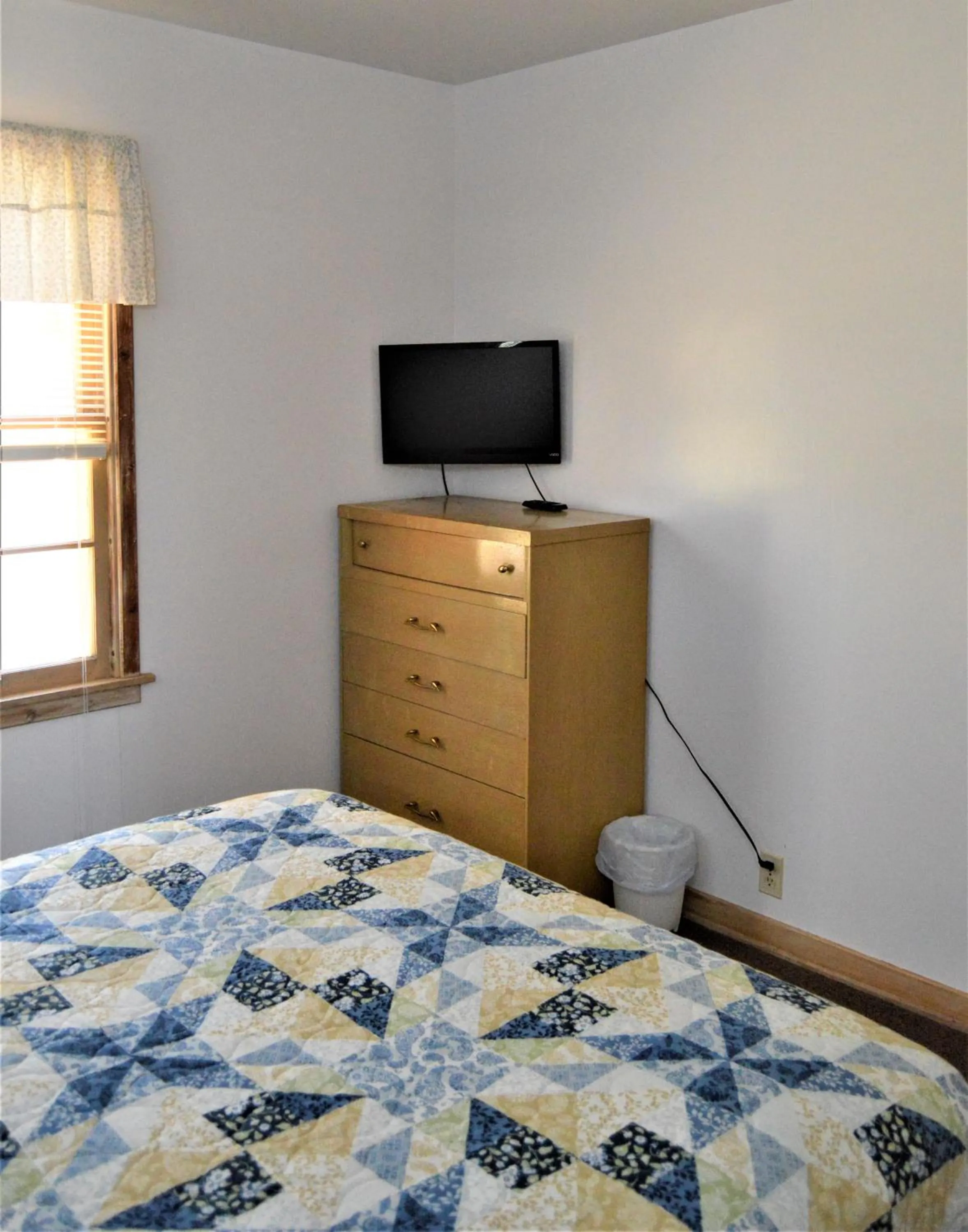Bedroom, Bed in Baileys Sunset Cottages